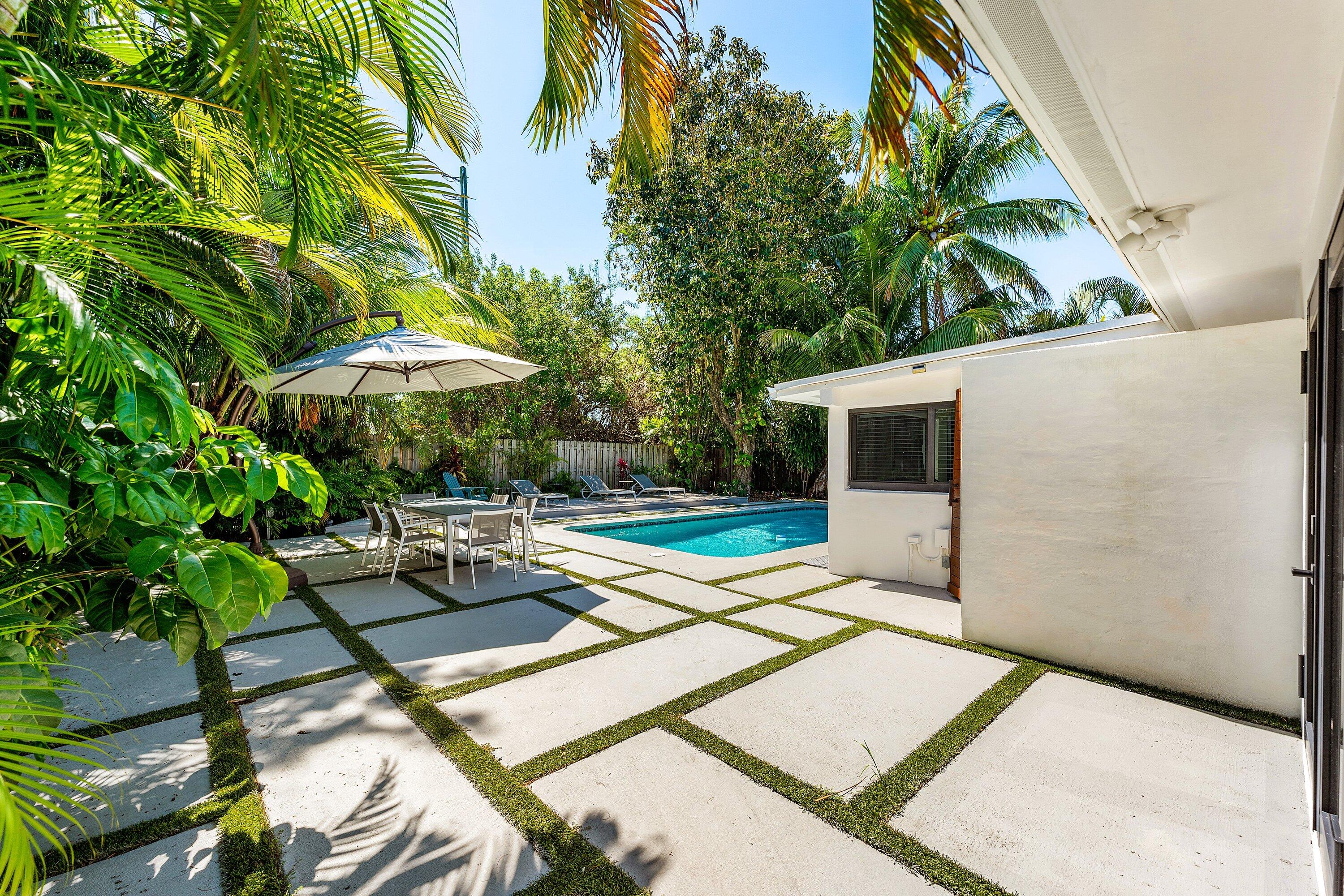 3000 NE 21st Fort Lauderdale, FL 33306