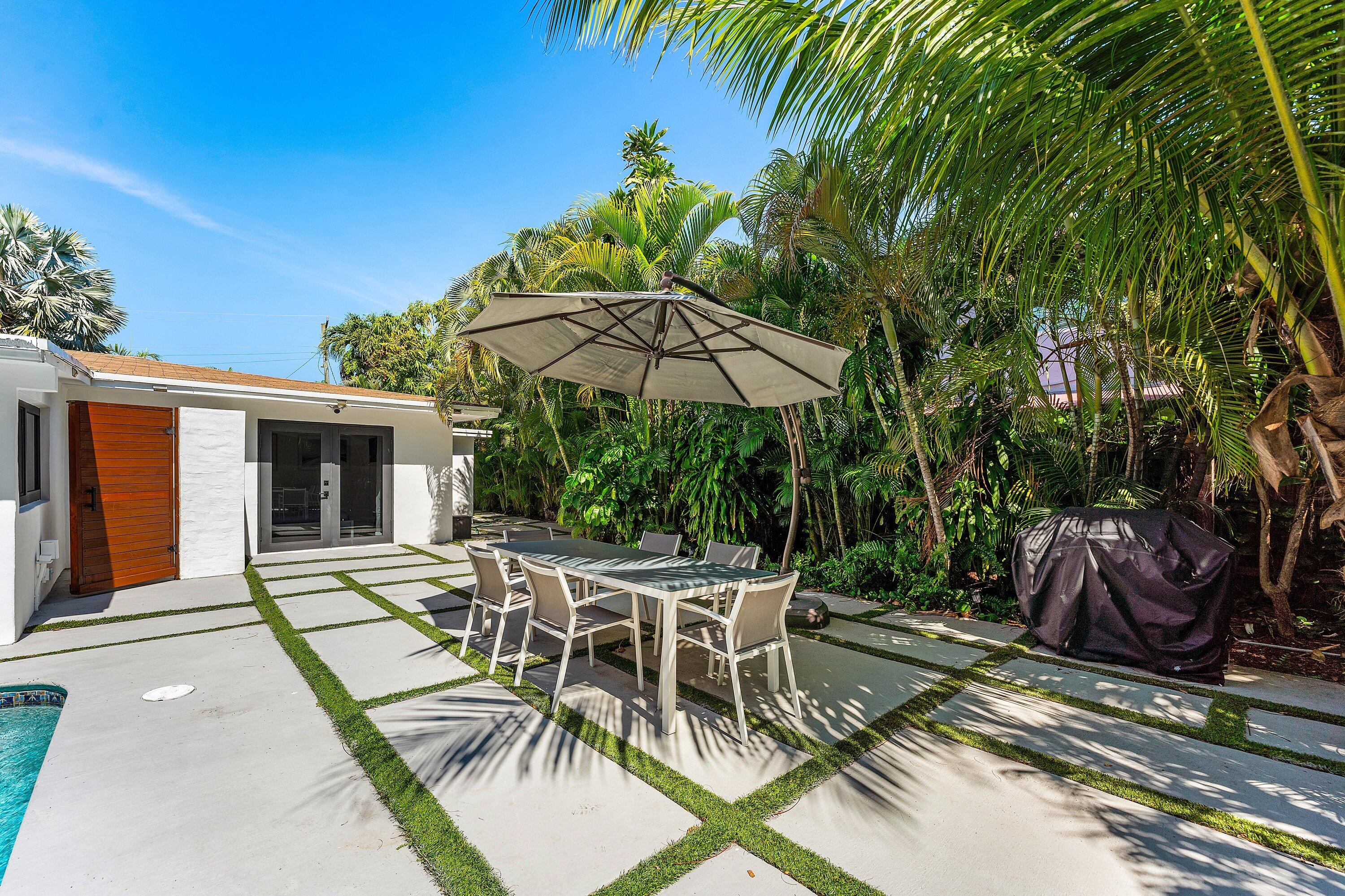 3000 NE 21st Fort Lauderdale, FL 33306