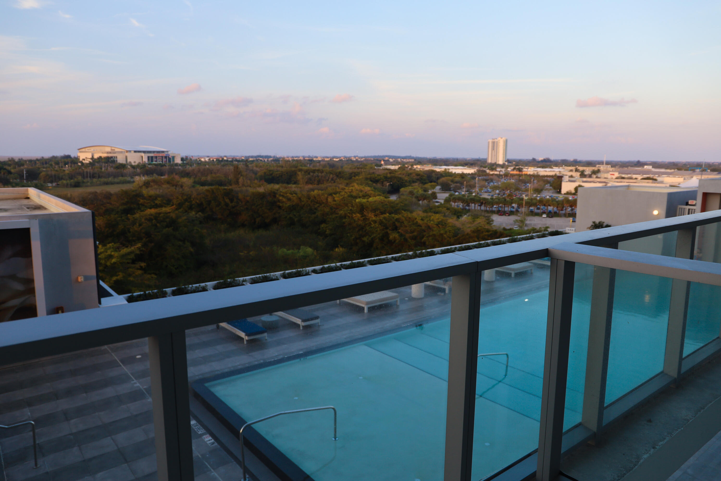 2000 Metropica #811 Sunrise, FL 33323