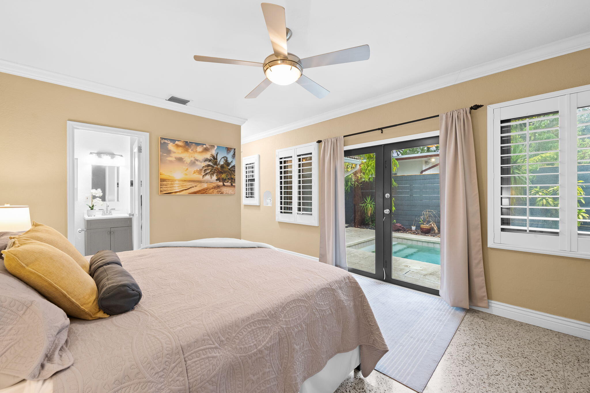 222 SE 16th Ave Fort Lauderdale, FL 33301