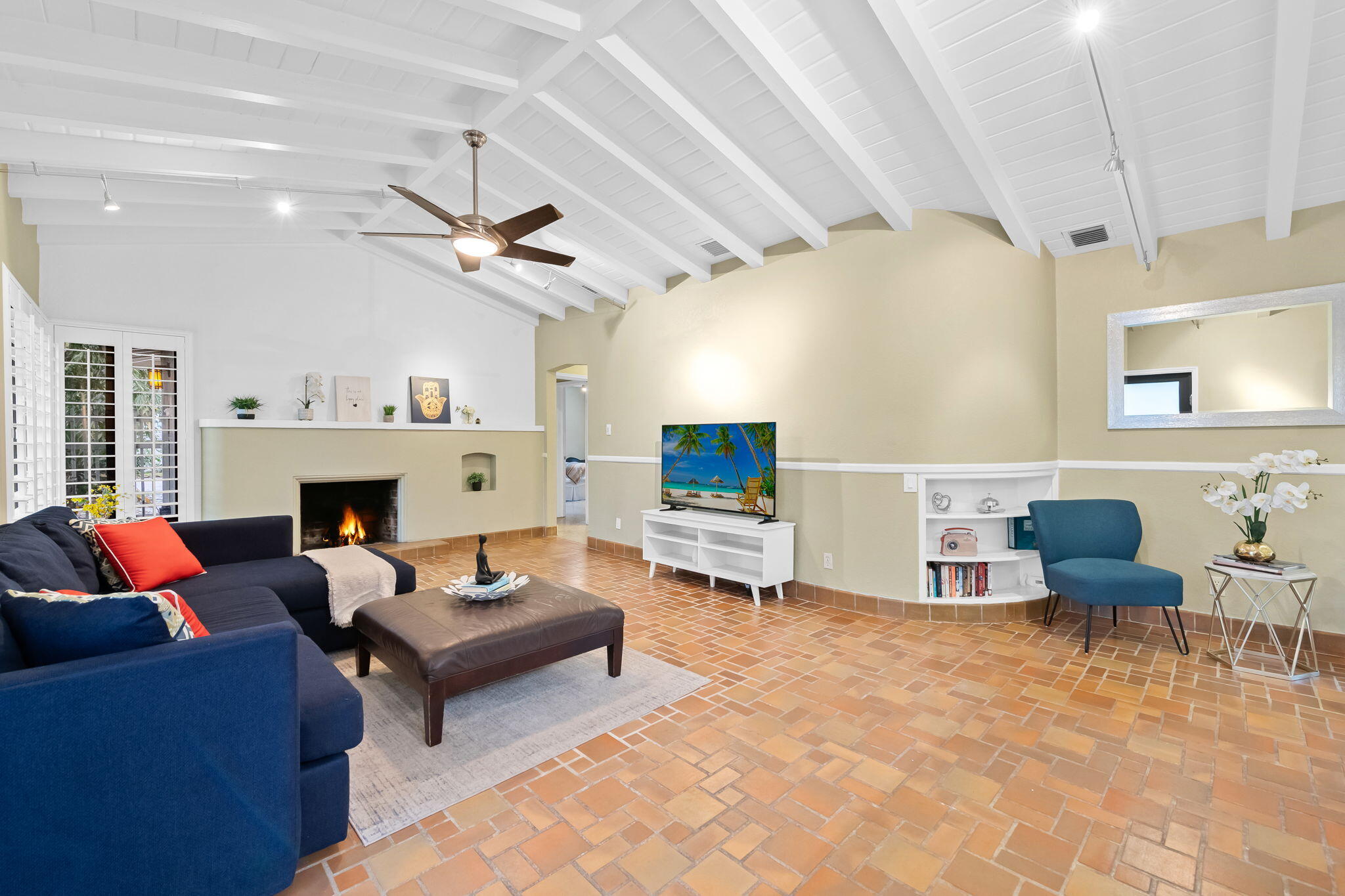 222 SE 16th Ave Fort Lauderdale, FL 33301