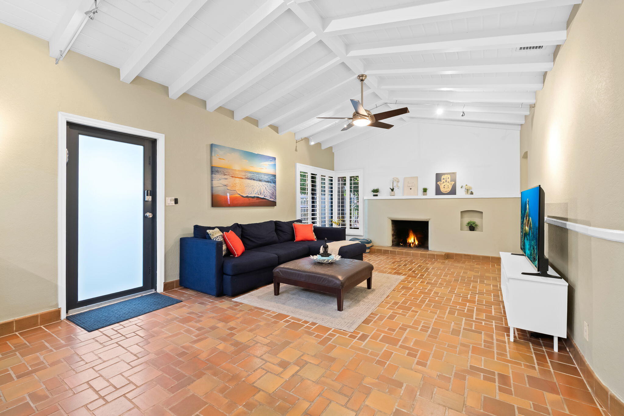 222 SE 16th Ave Fort Lauderdale, FL 33301