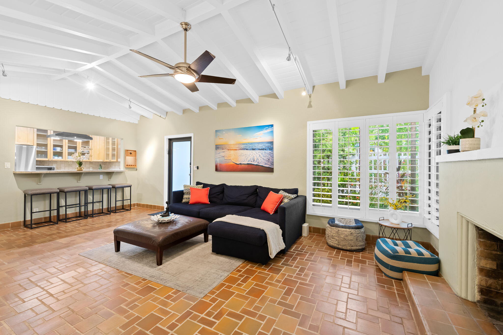 222 SE 16th Ave Fort Lauderdale, FL 33301