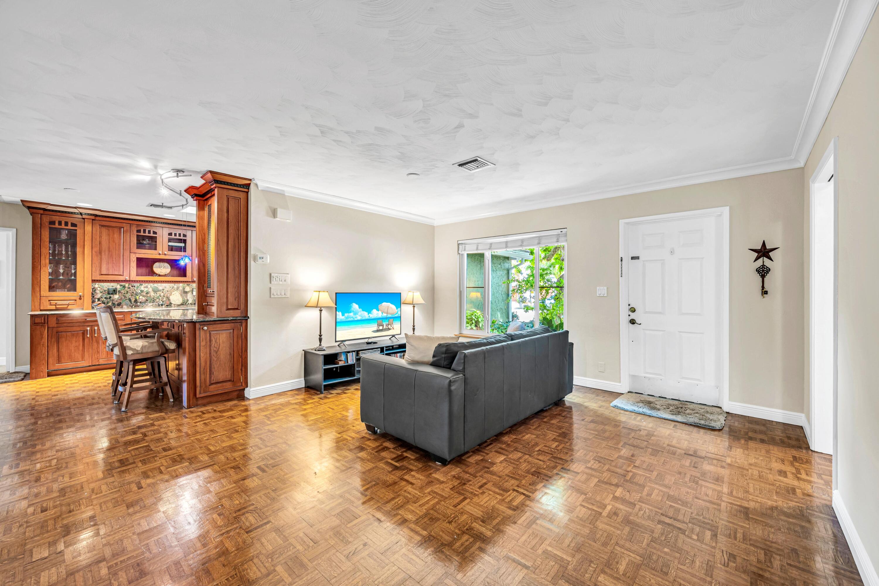 1200 Orange Fort Lauderdale, FL 33315