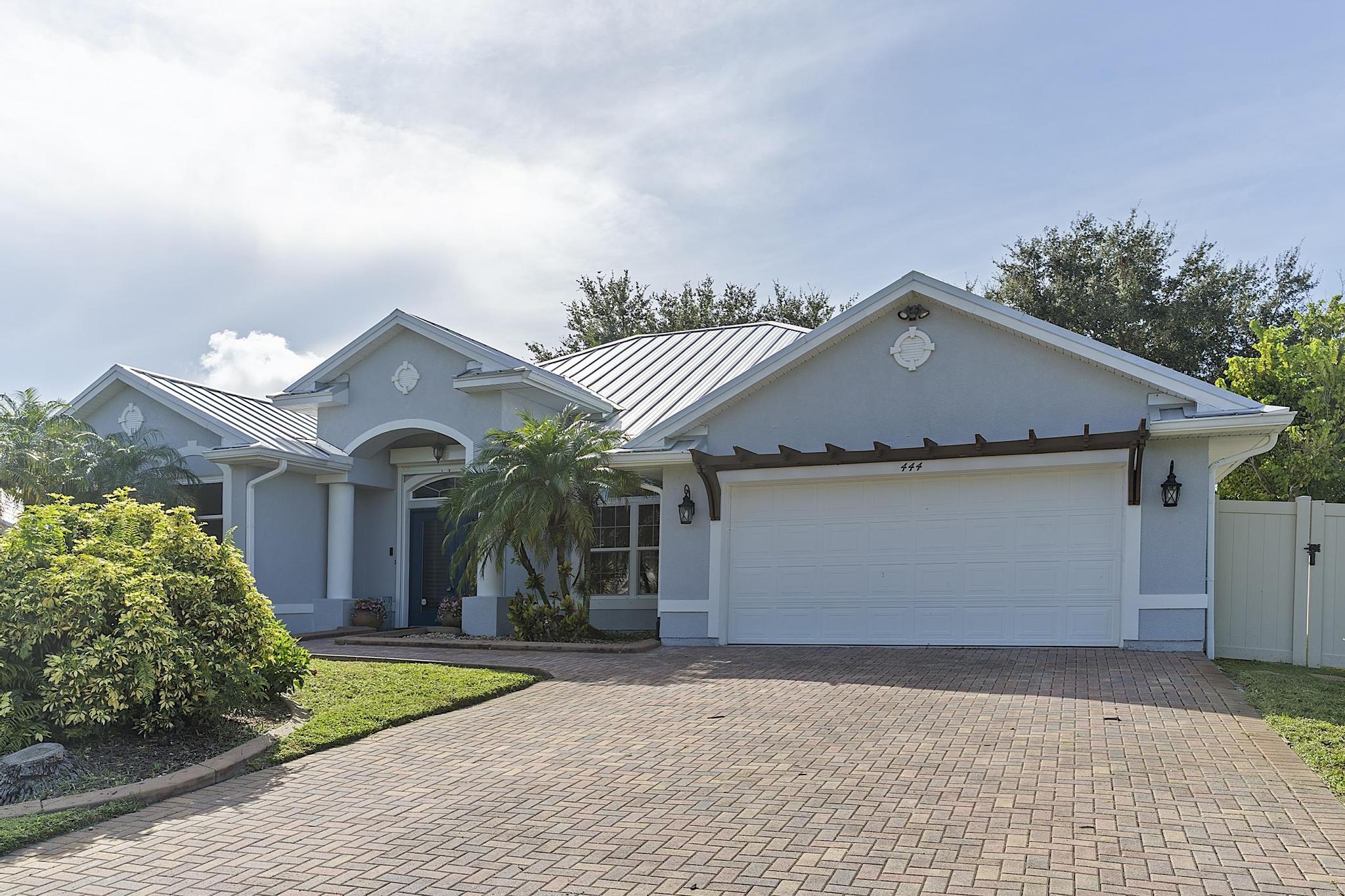 444 Rolling Hl Dr Sebastian, FL 32958