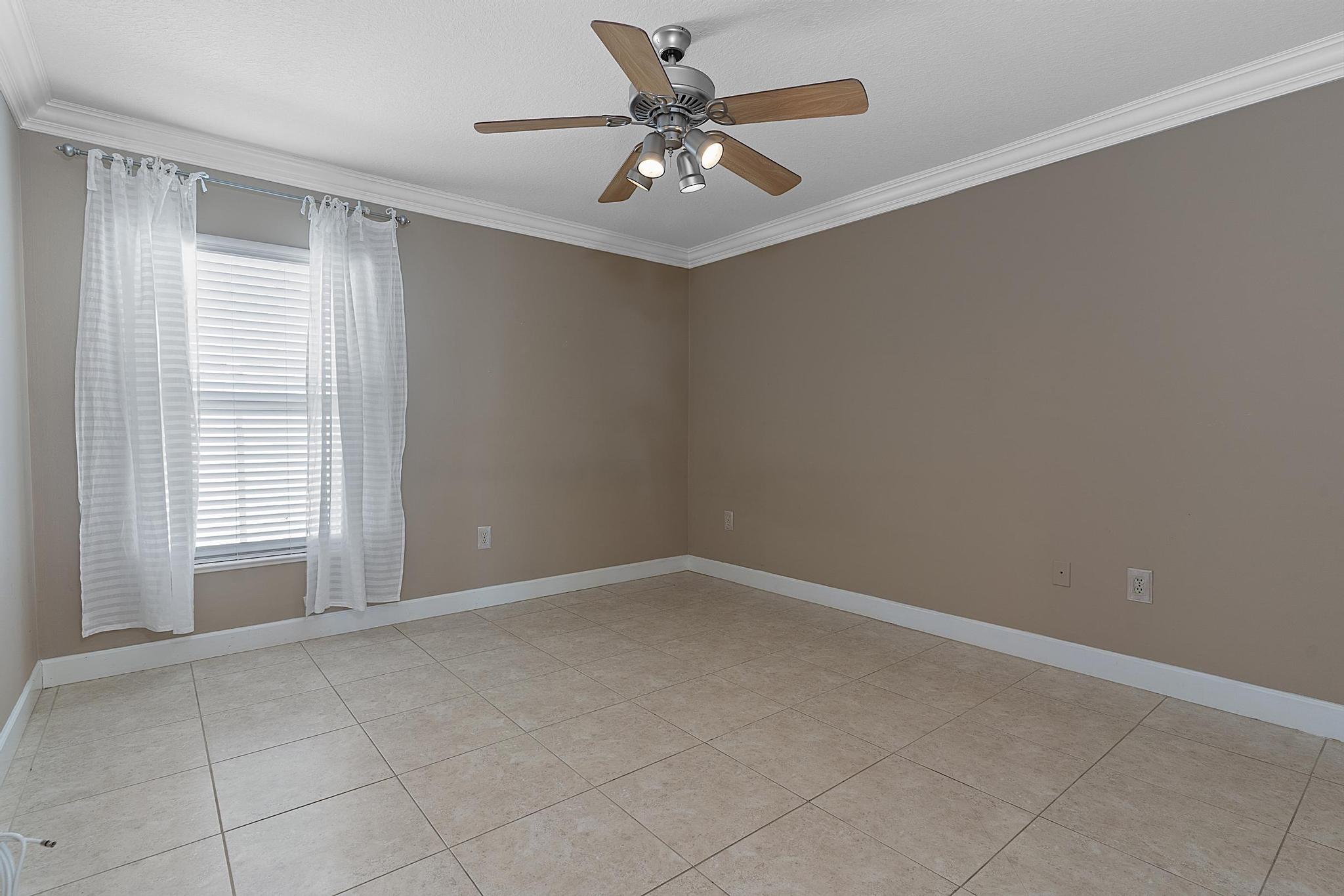444 Rolling Hl Dr Sebastian, FL 32958