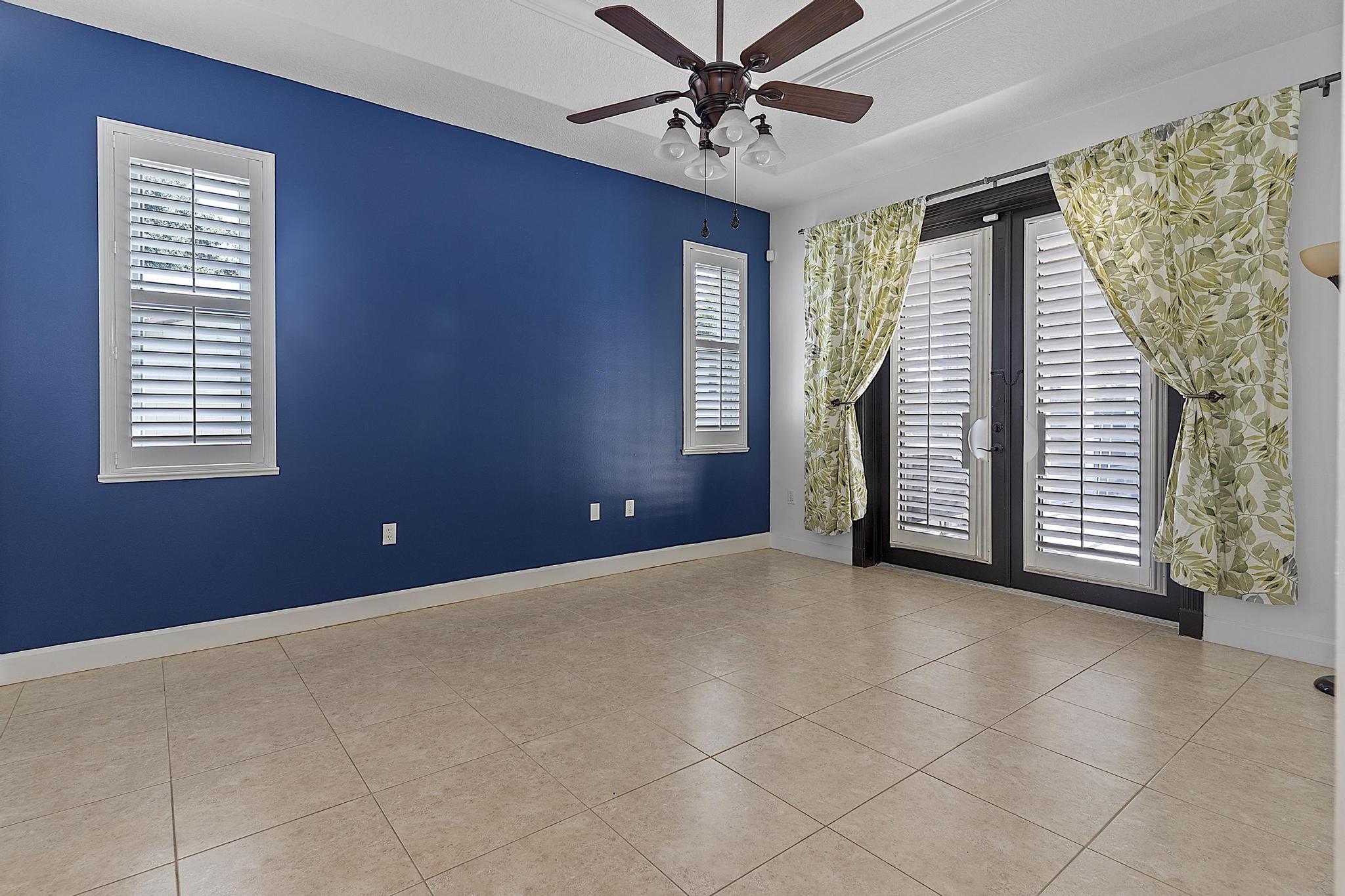 444 Rolling Hl Dr Sebastian, FL 32958