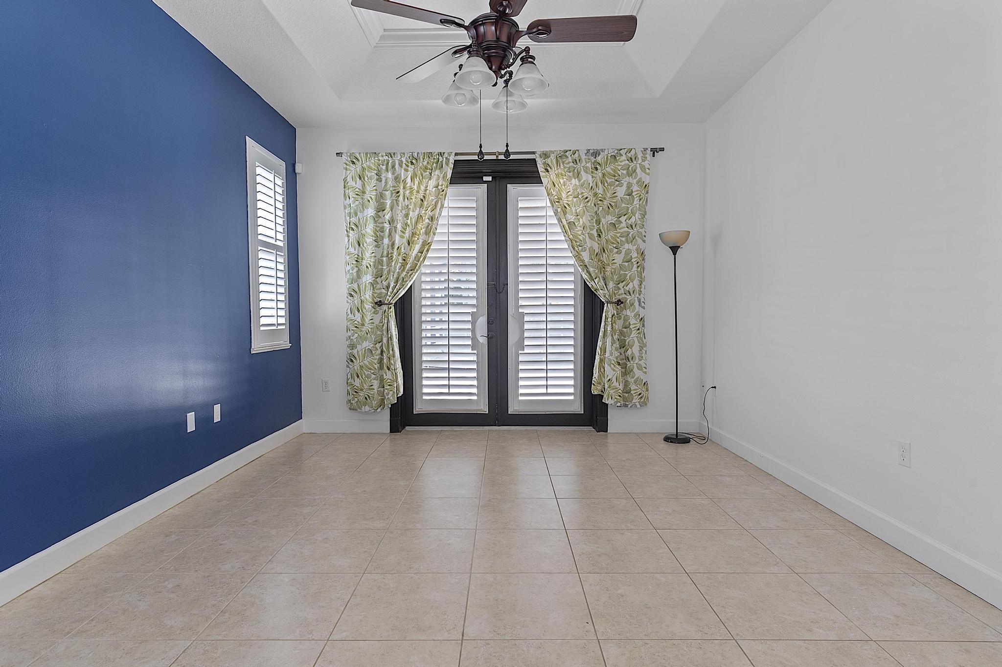 444 Rolling Hl Dr Sebastian, FL 32958