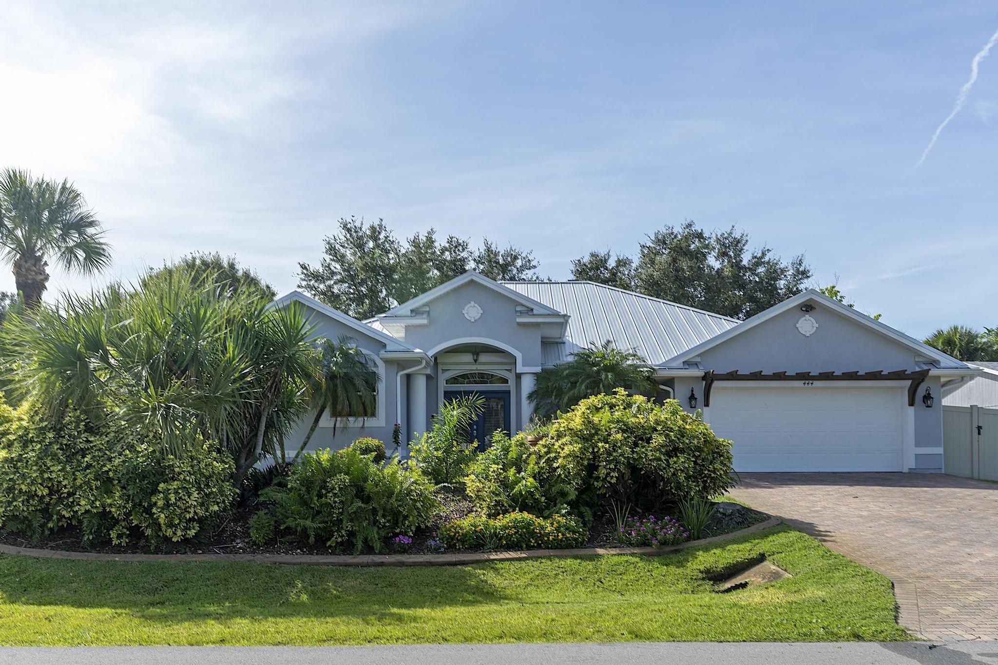 444 Rolling Hl Dr Sebastian, FL 32958