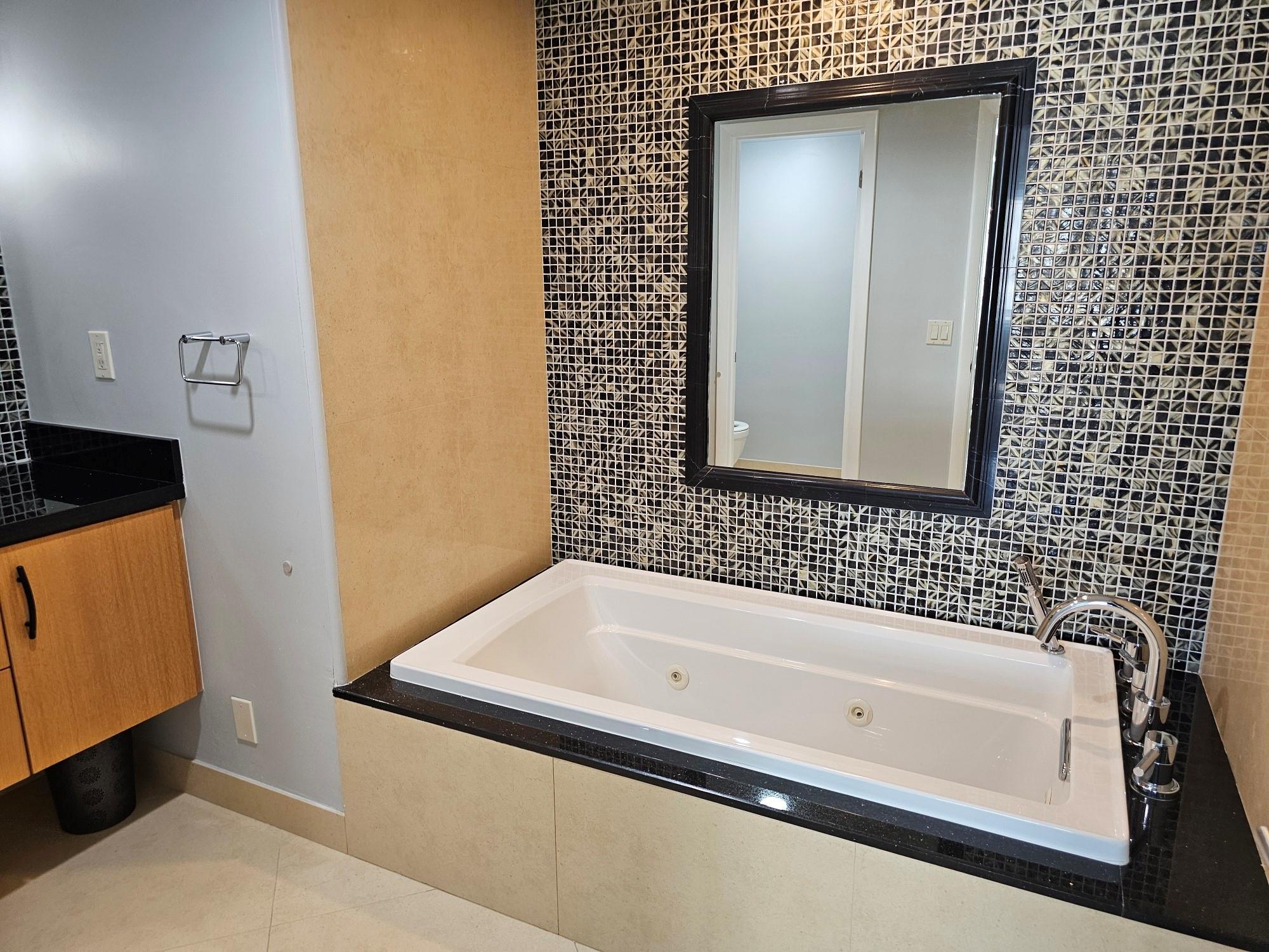 4100 Galt Ocean Dr #1111,Fort Lauderdale, FL 33308