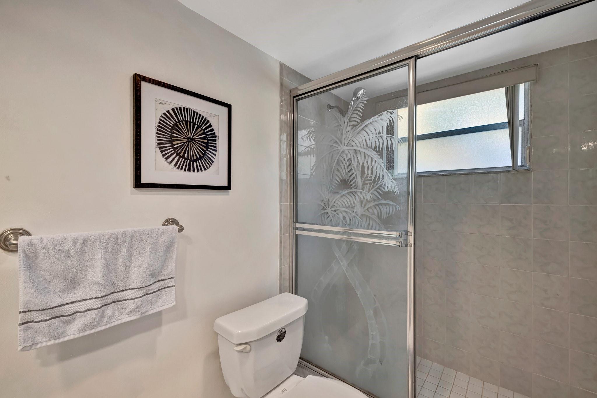 4270 NW 40th St #302,Lauderdale Lakes, FL 33319