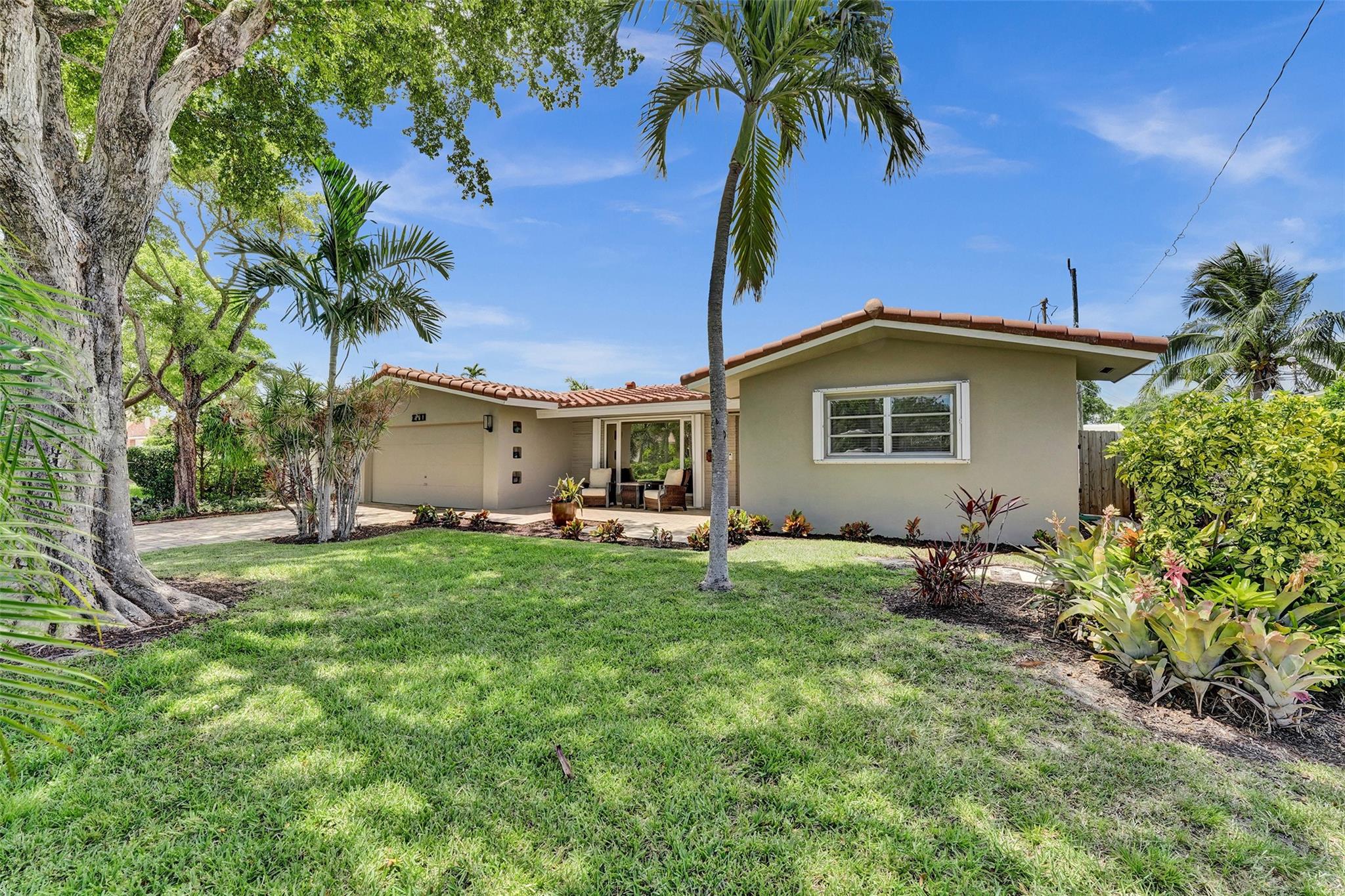 2111 NE 54th Ct,Fort Lauderdale, FL 33308