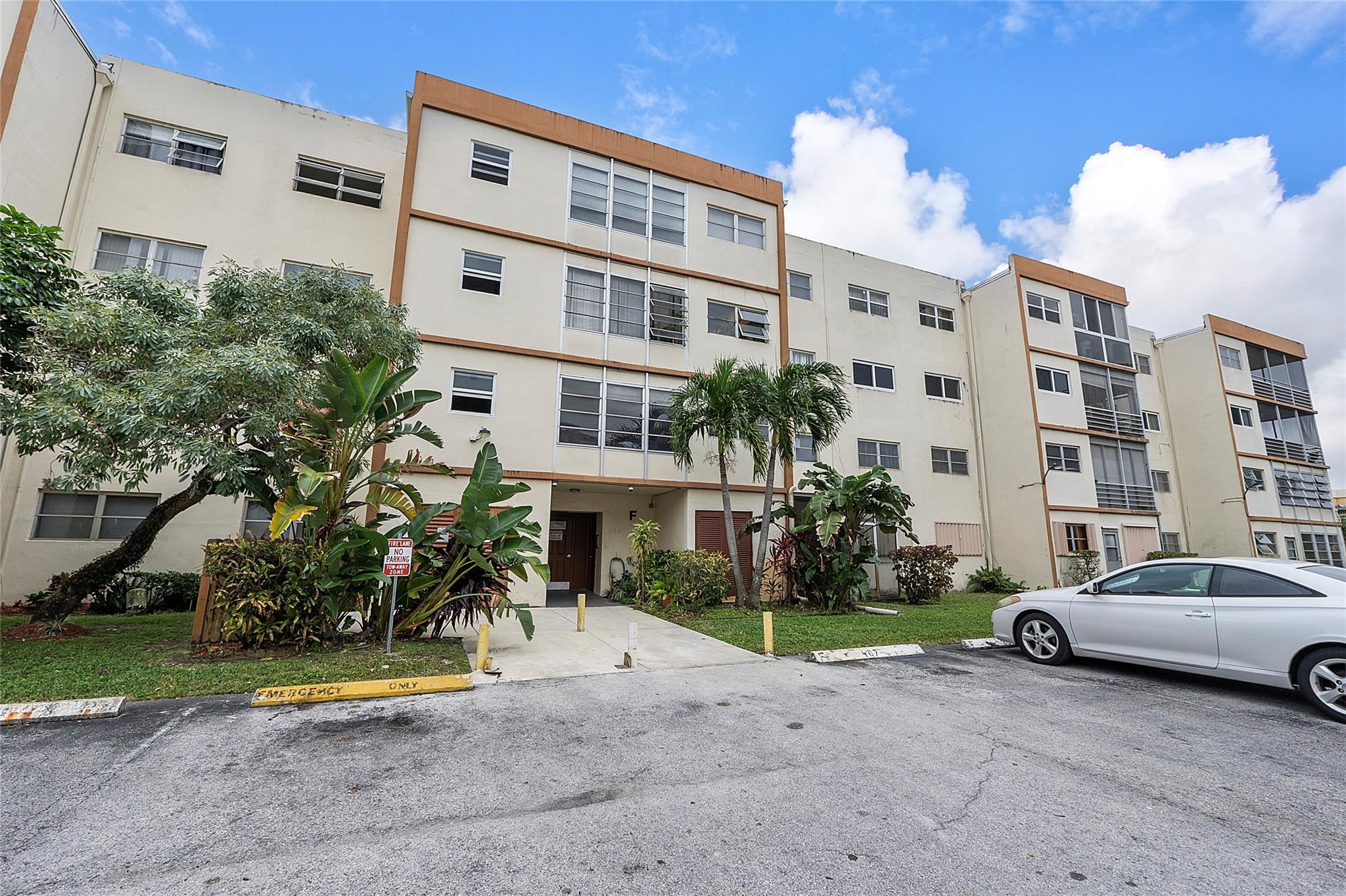 4042 NW 19th St #409
