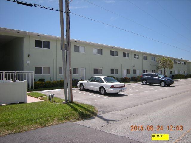 2100 NE 38th St #216