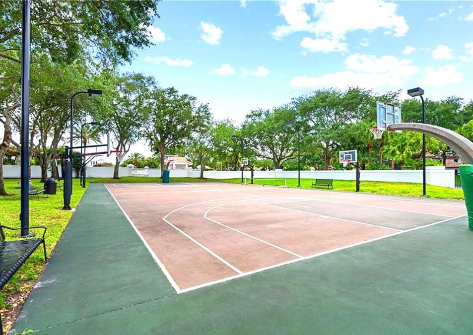 6599 NW 33rd Ave Boca Raton, FL 33496