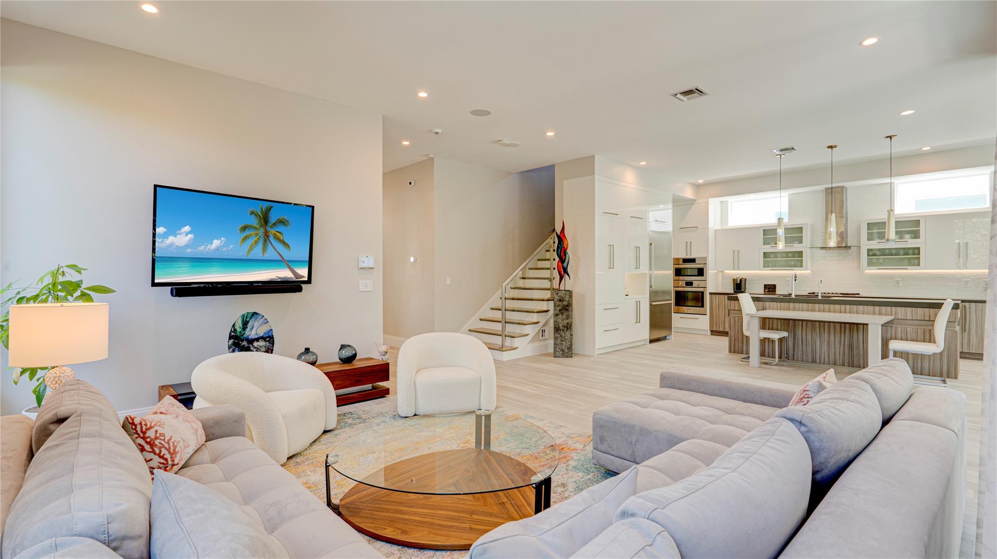 3200 NE 26th St Fort Lauderdale, FL 33305