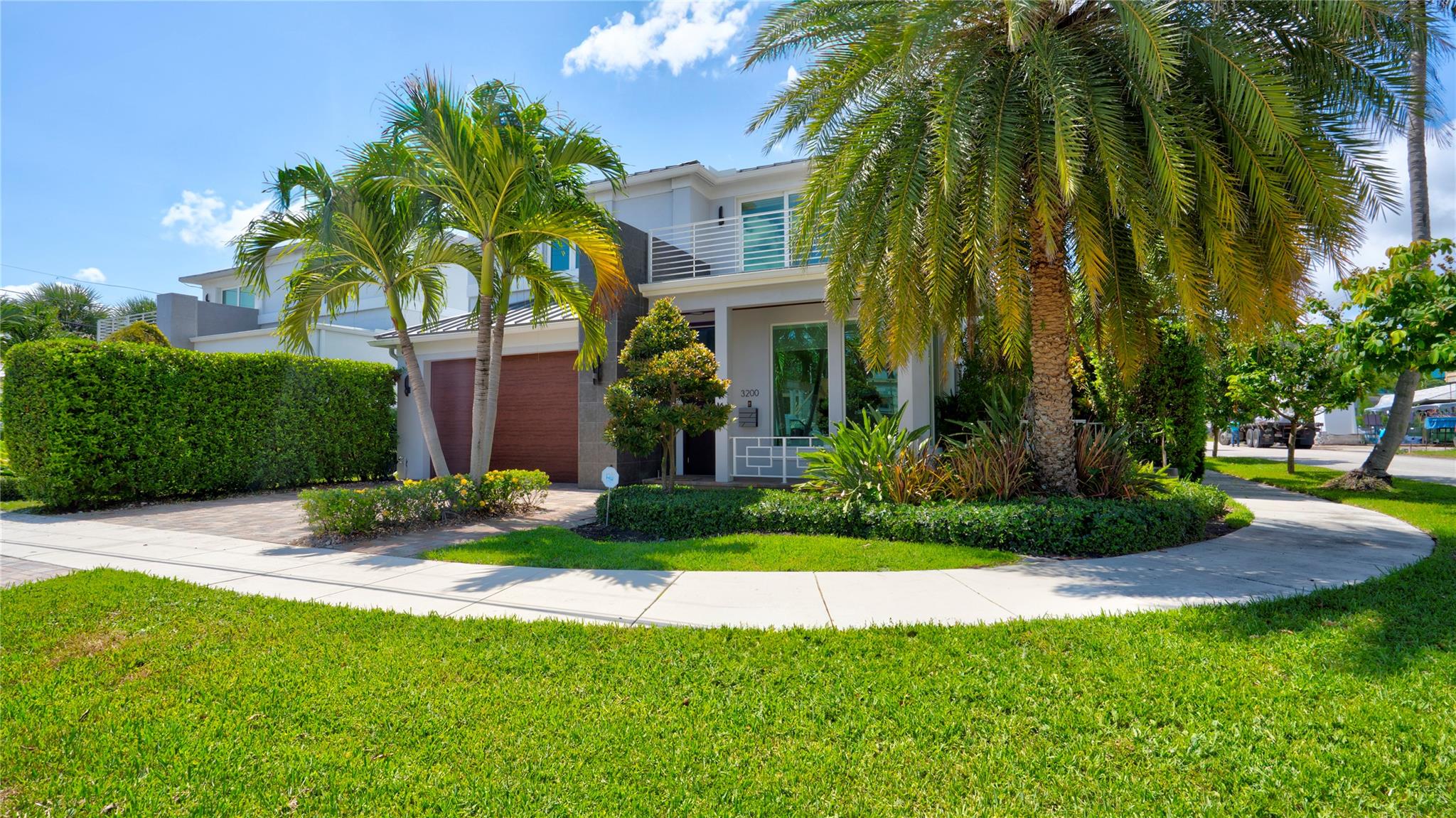 3200 NE 26th St Fort Lauderdale, FL 33305