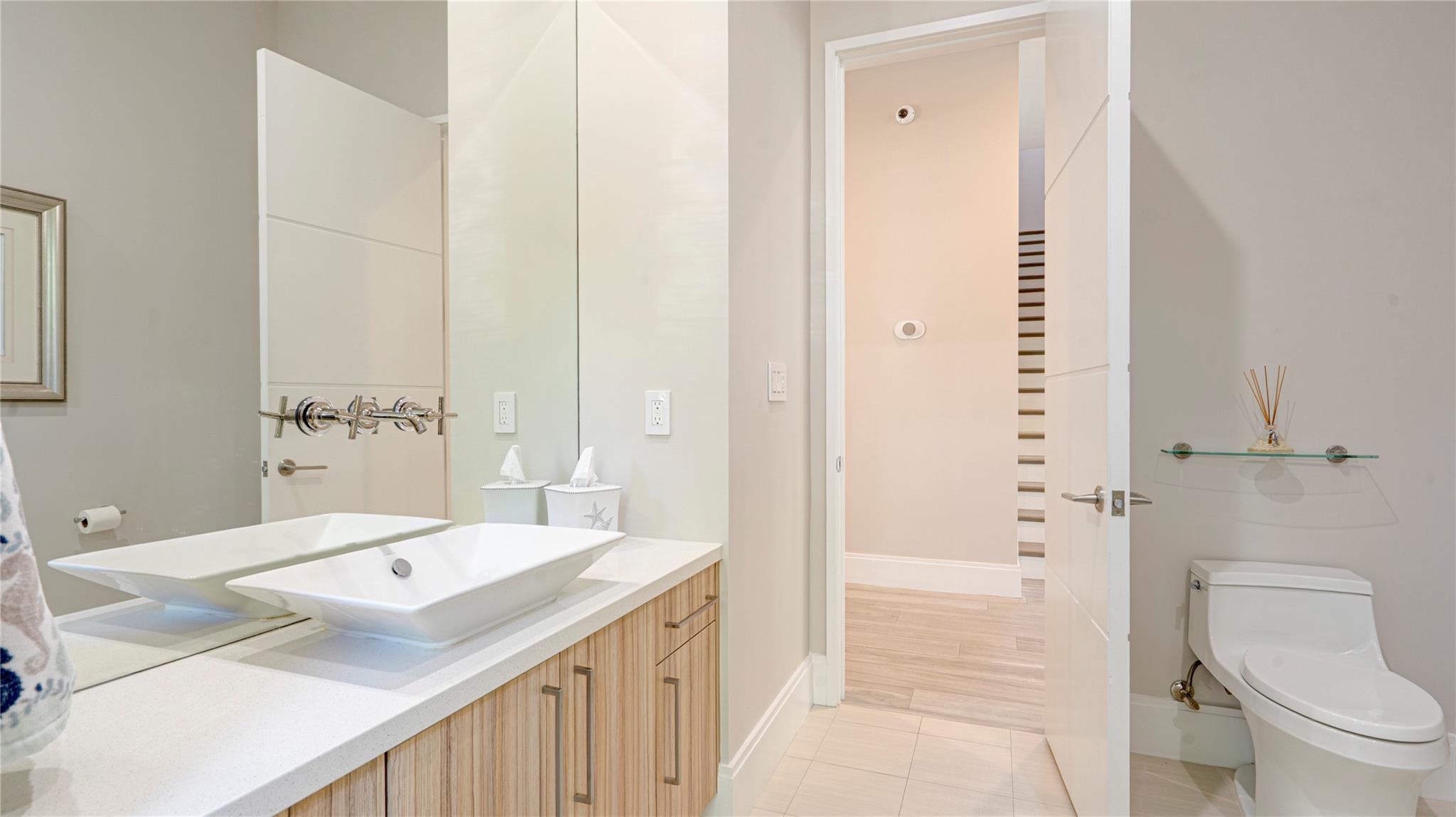 3200 NE 26th St Fort Lauderdale, FL 33305