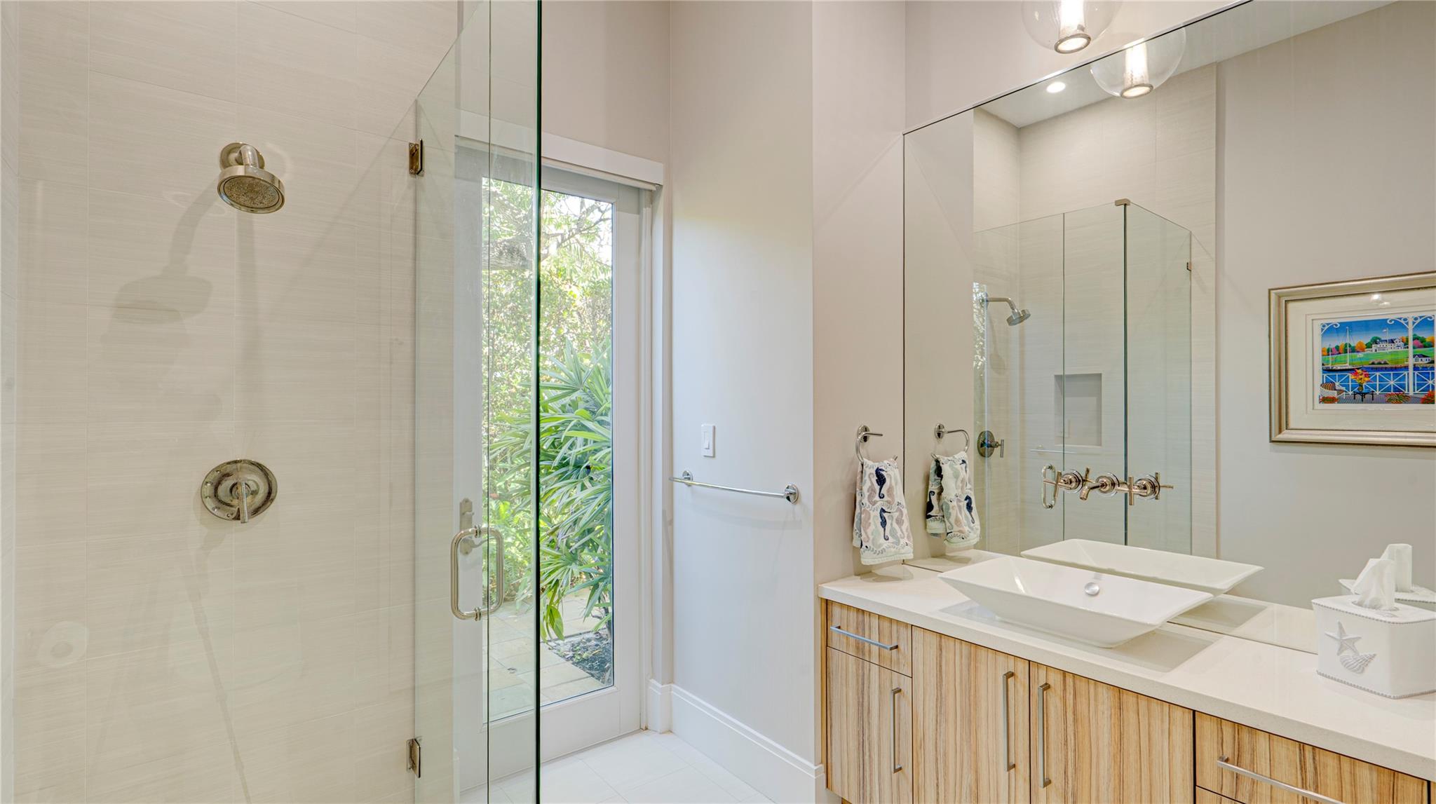 3200 NE 26th St Fort Lauderdale, FL 33305