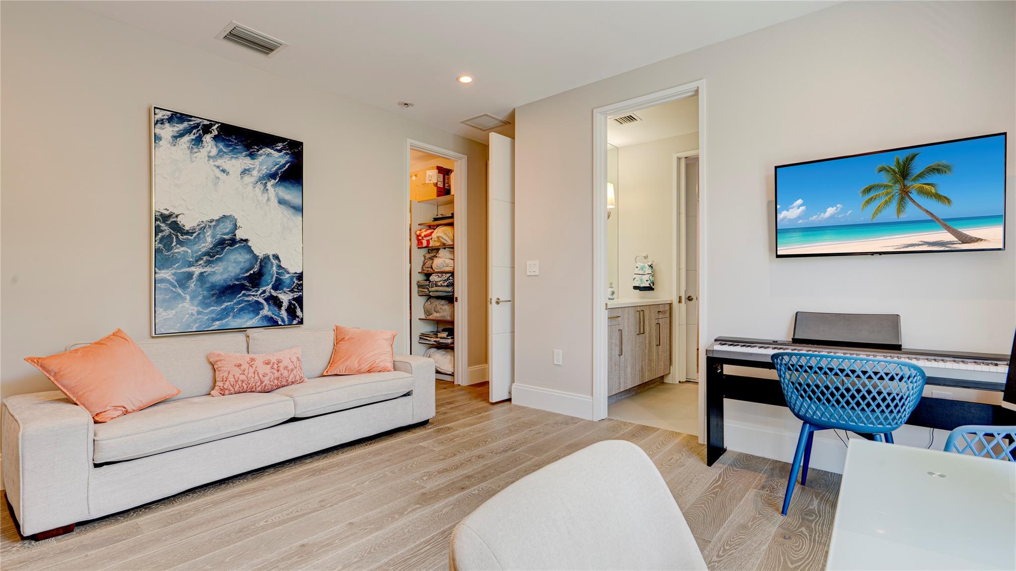 3200 NE 26th St Fort Lauderdale, FL 33305