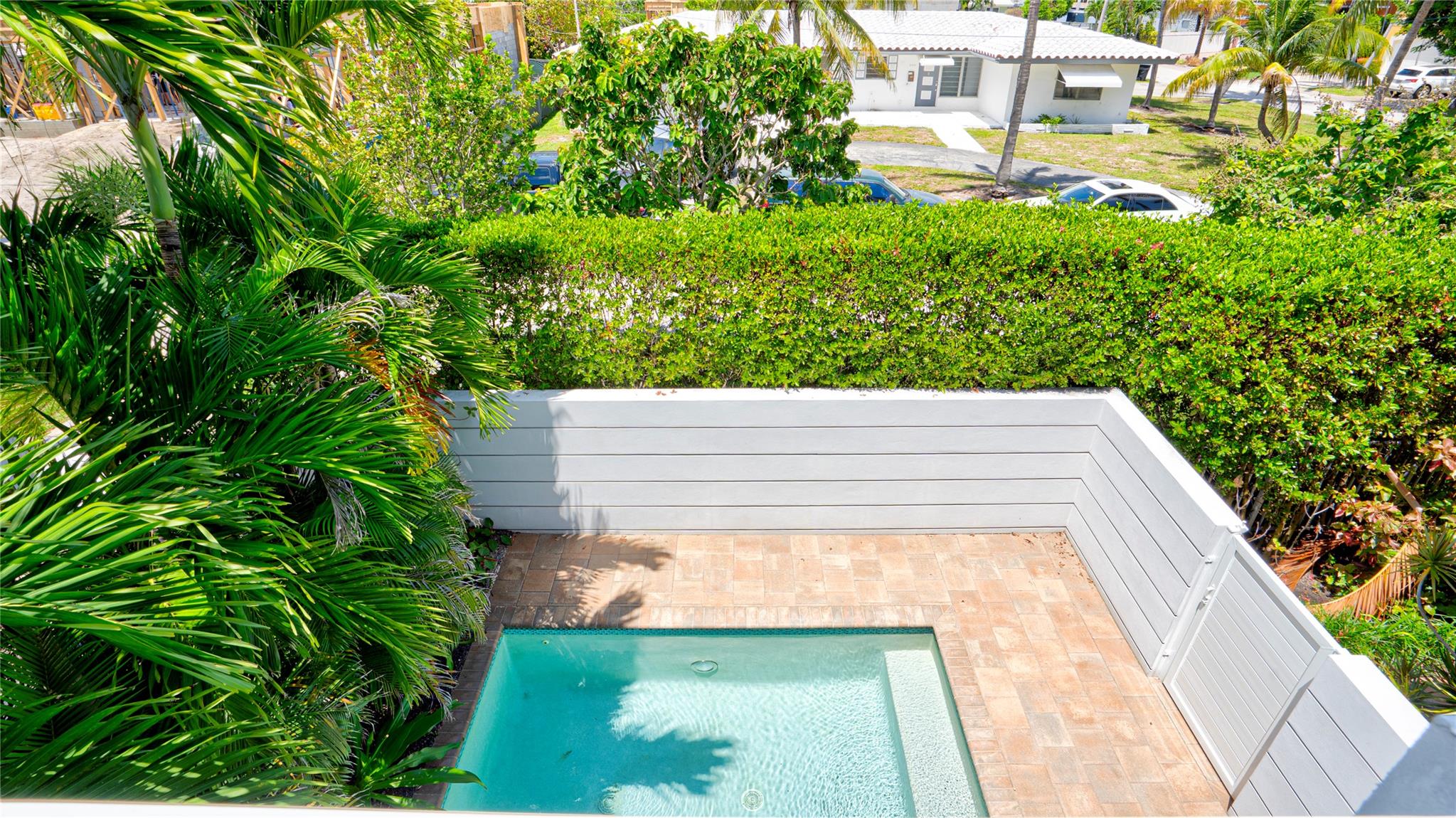 3200 NE 26th St Fort Lauderdale, FL 33305