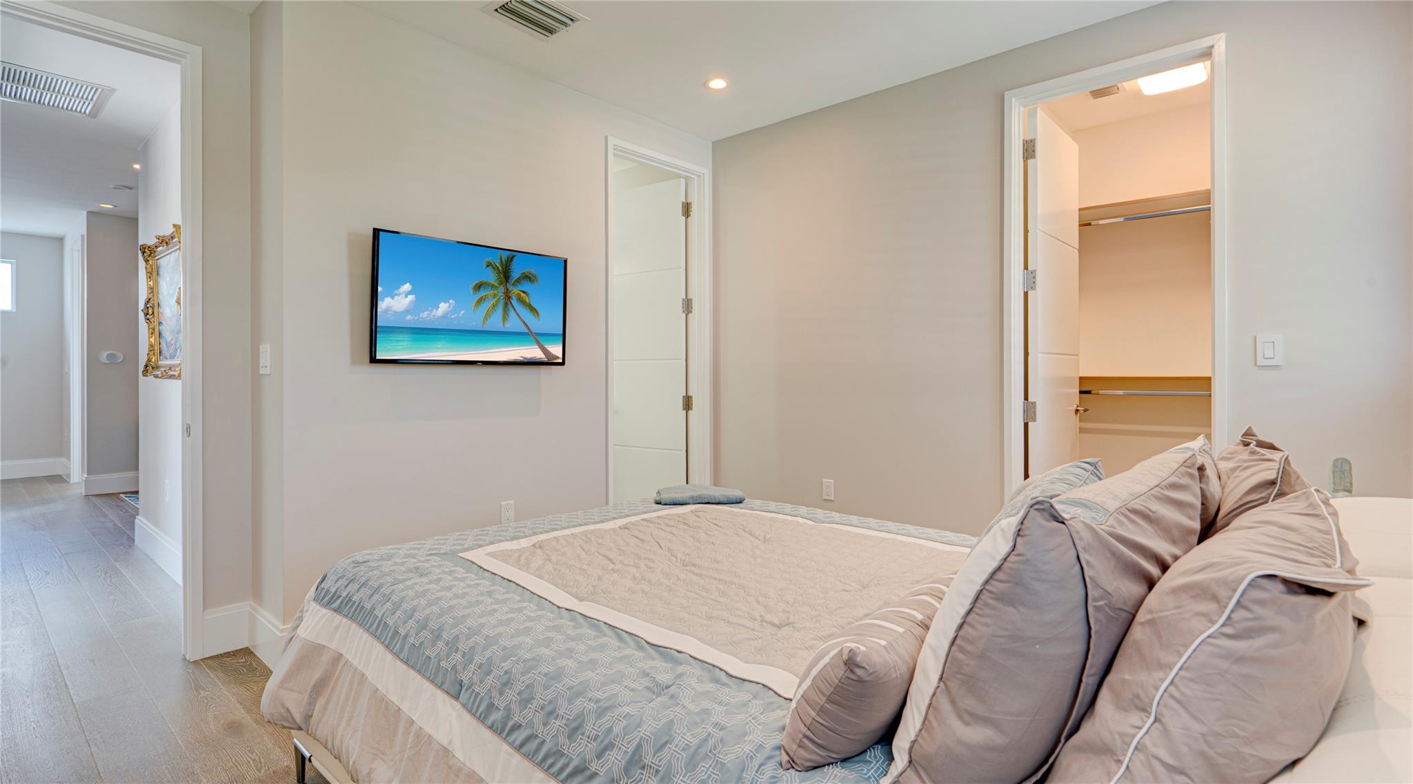 3200 NE 26th St Fort Lauderdale, FL 33305