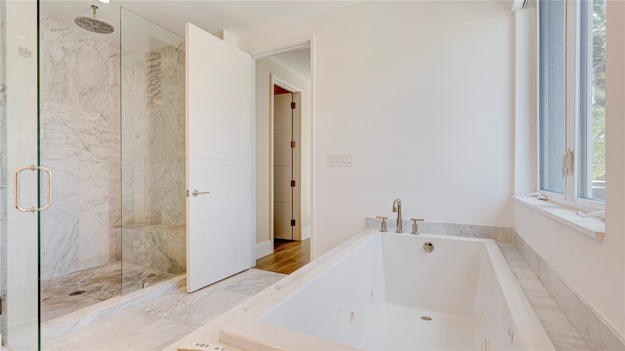 3200 NE 26th St Fort Lauderdale, FL 33305