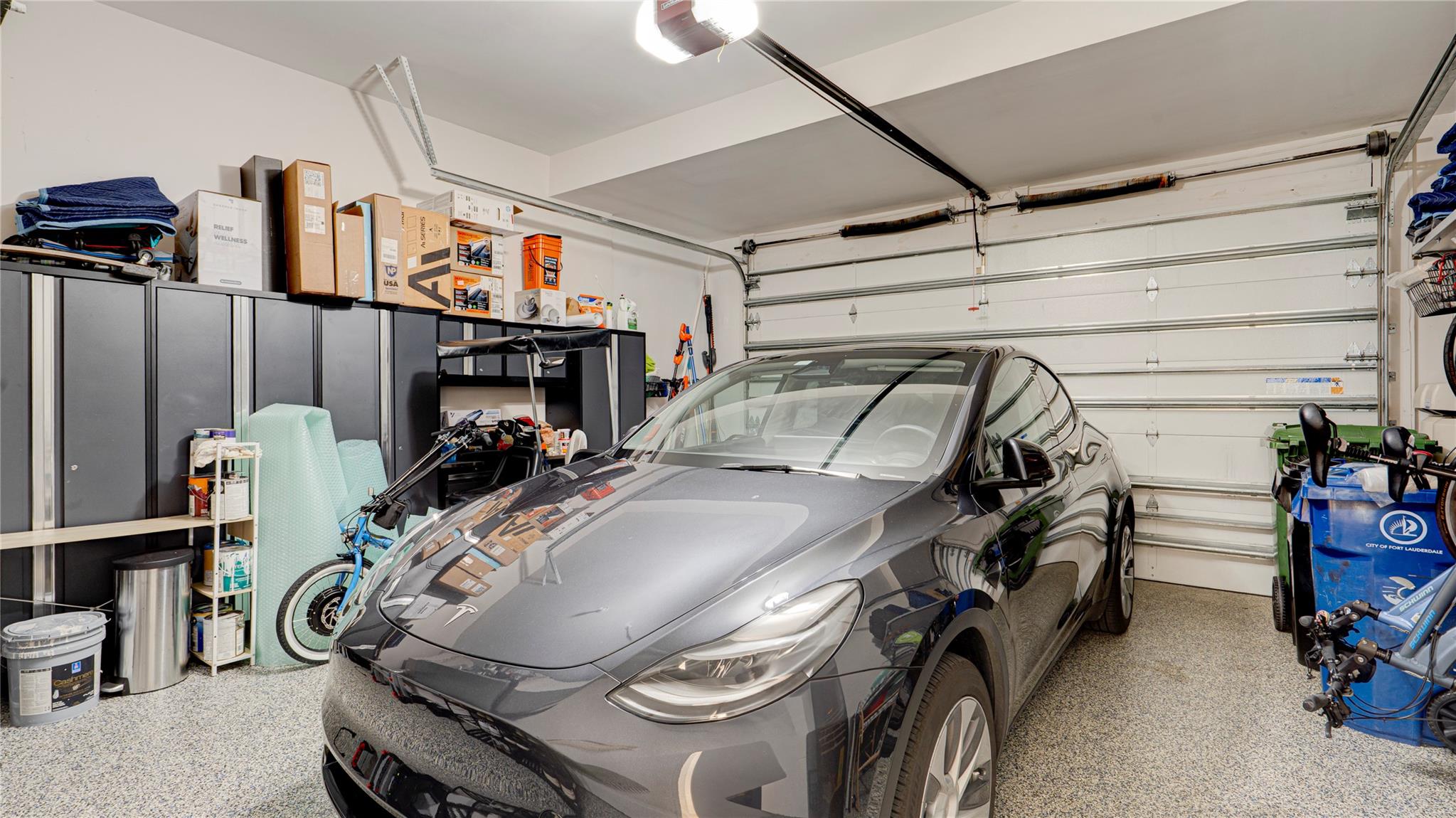 3200 NE 26th St Fort Lauderdale, FL 33305