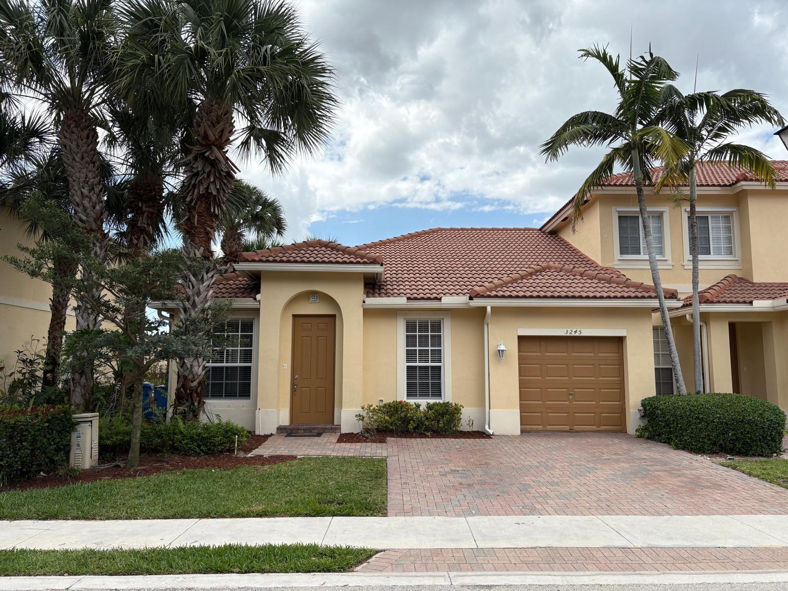3245 NW 31st Ter