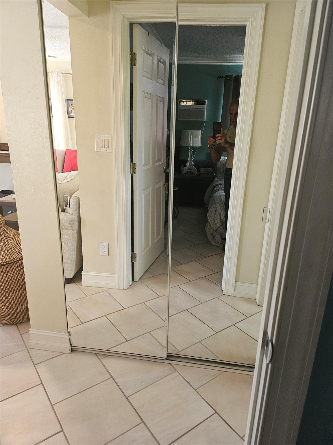 1045 SE 15th Th #13C Fort Lauderdale, FL 33316