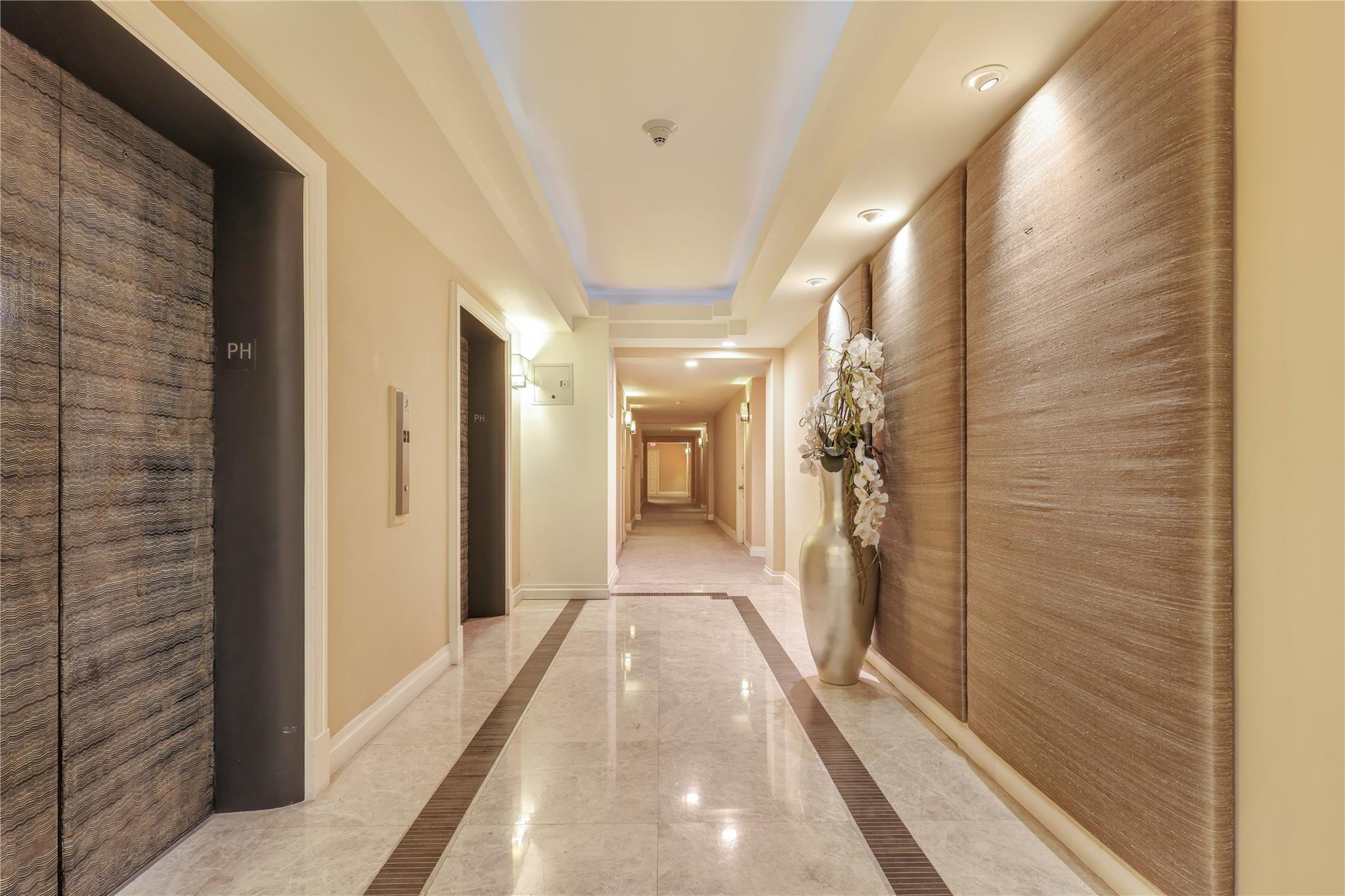 2100 S Ocean Ln #2509PH Fort Lauderdale, FL 33316