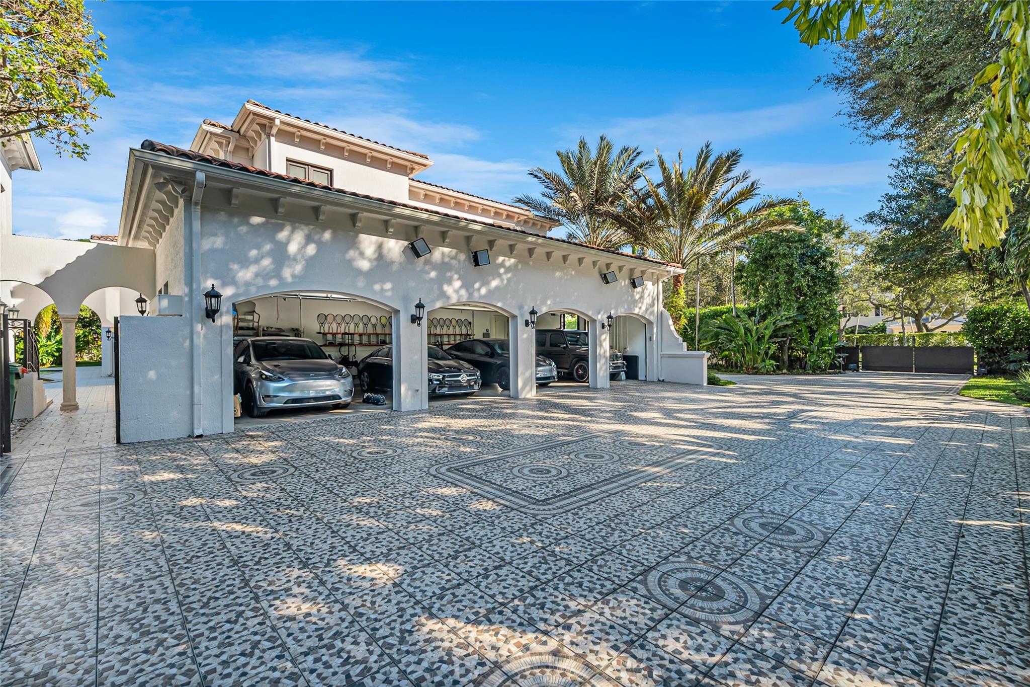 4955 SW 83rd St Miami, FL 33143