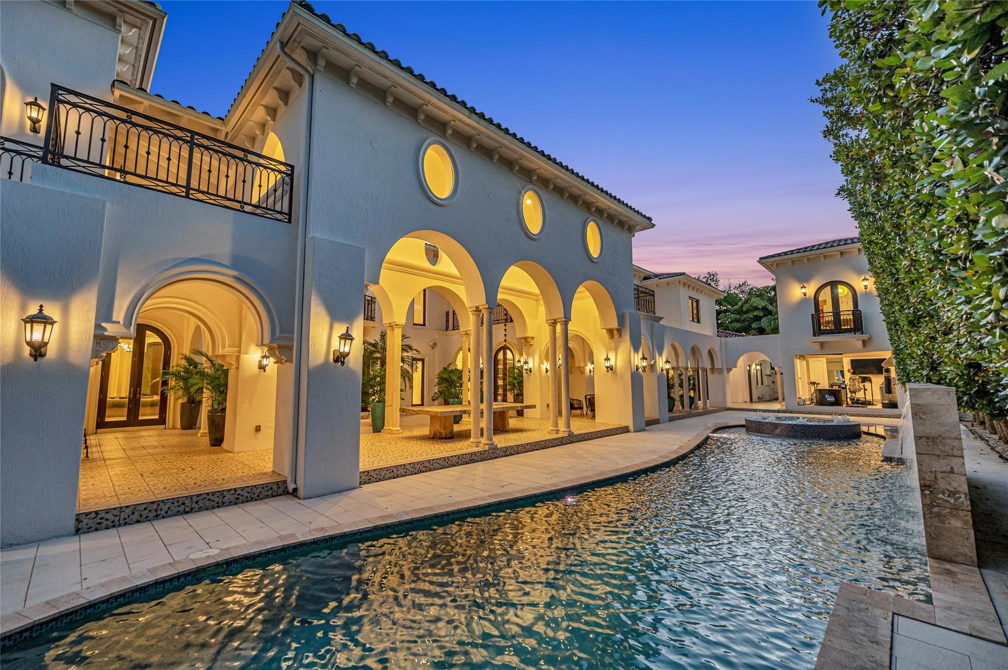 4955 SW 83rd St Miami, FL 33143