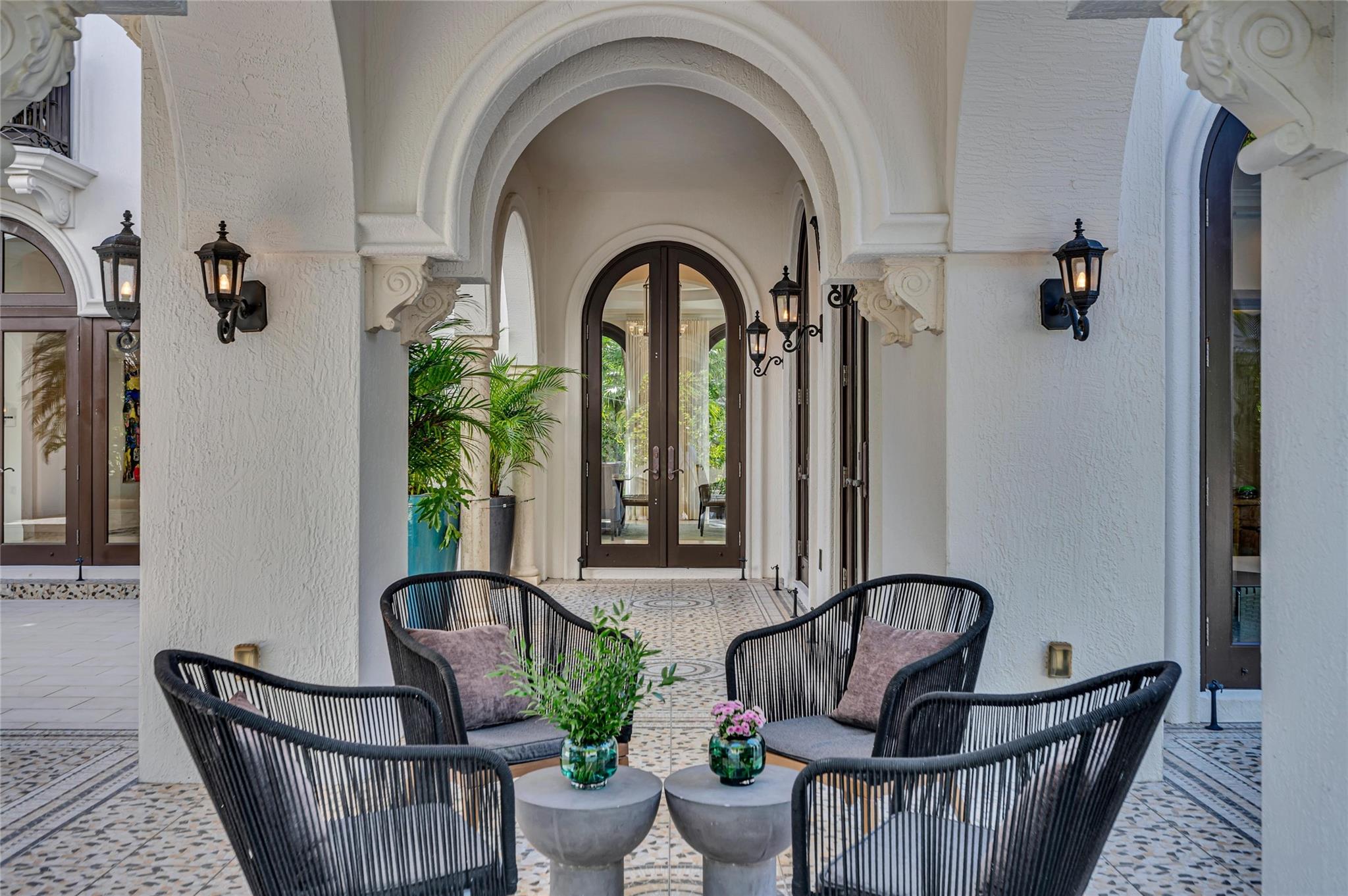 4955 SW 83rd St Miami, FL 33143