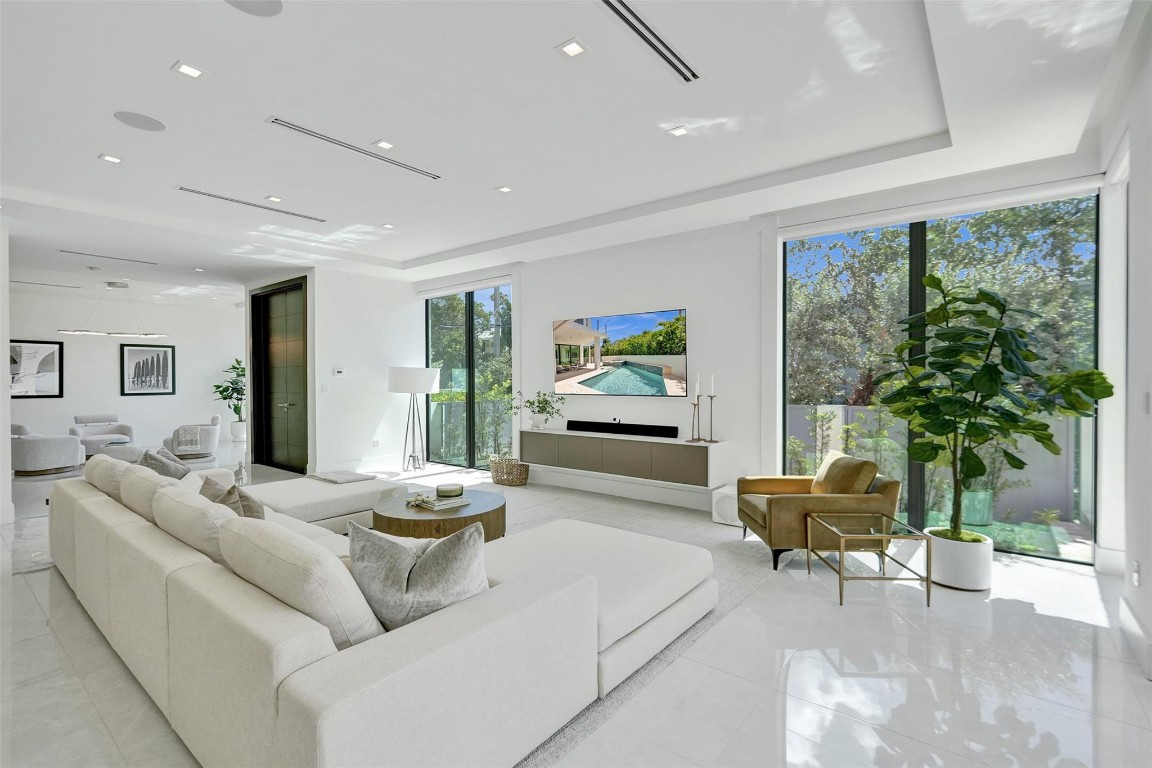 1111 SE 9th Fort Lauderdale, FL 33316