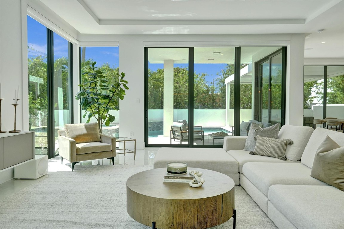 1111 SE 9th Fort Lauderdale, FL 33316