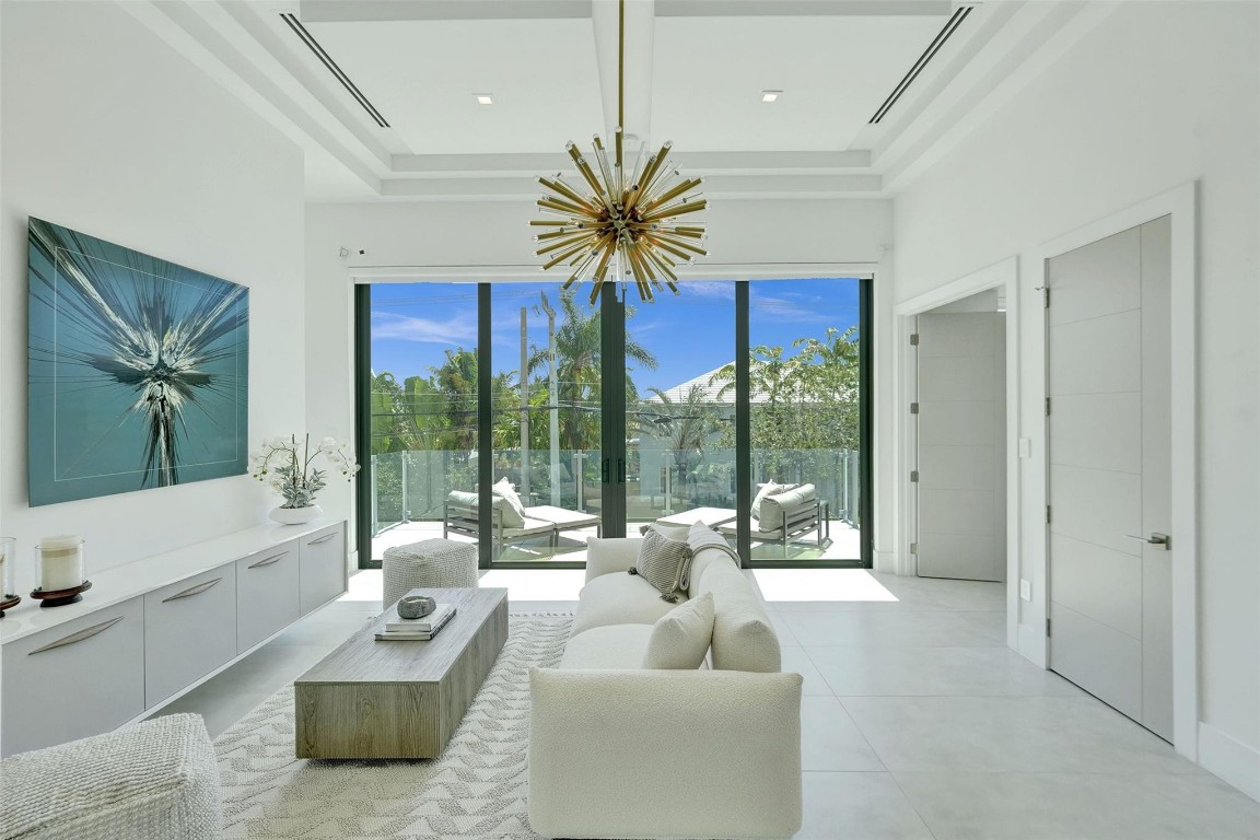 1111 SE 9th Fort Lauderdale, FL 33316