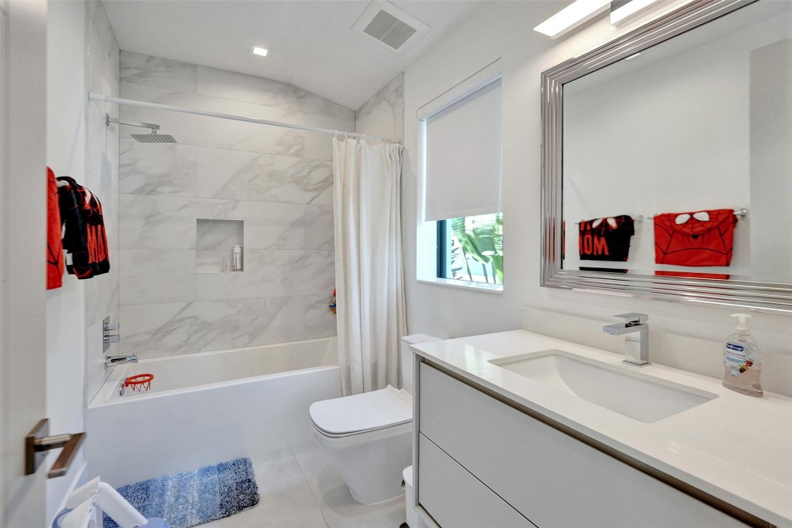 1111 SE 9th Fort Lauderdale, FL 33316