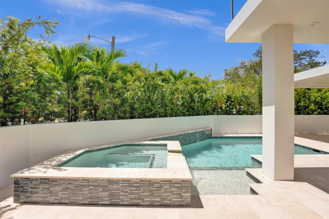 1111 SE 9th Fort Lauderdale, FL 33316