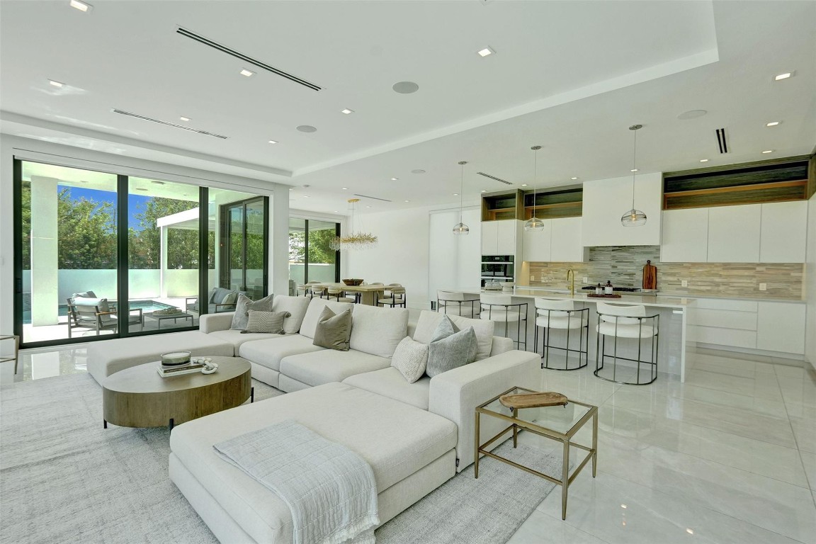 1111 SE 9th Fort Lauderdale, FL 33316