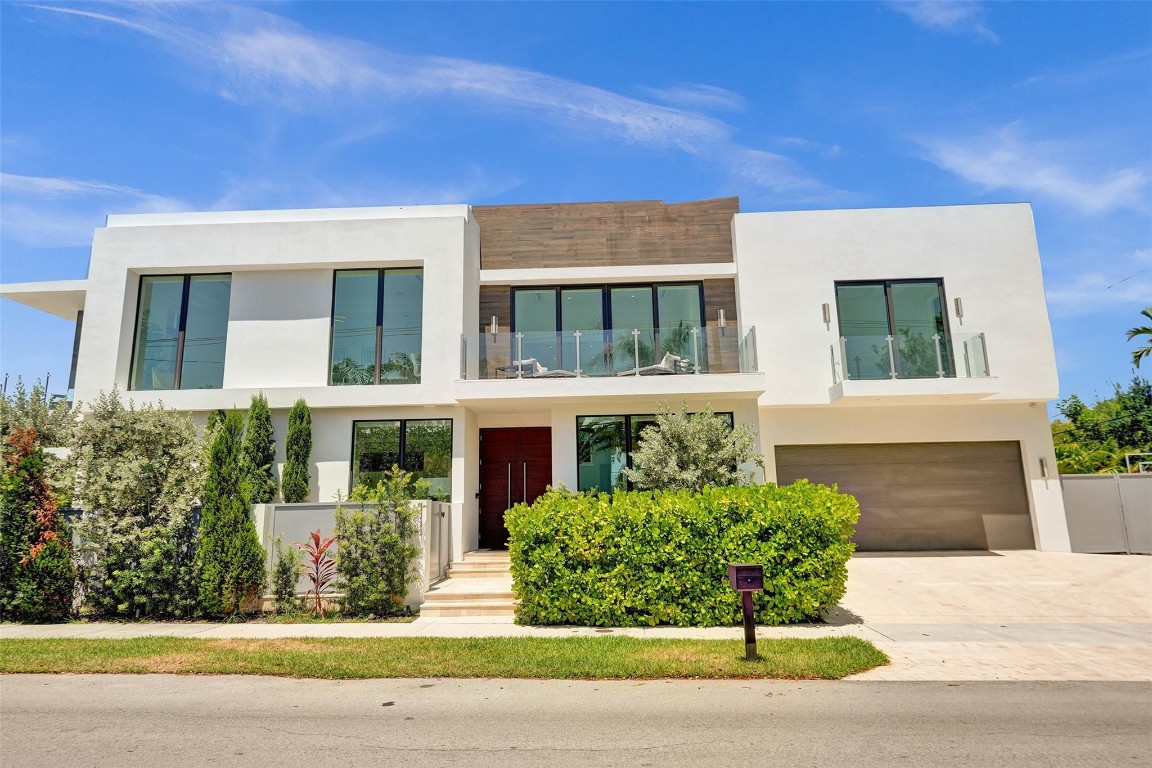 1111 SE 9th Fort Lauderdale, FL 33316