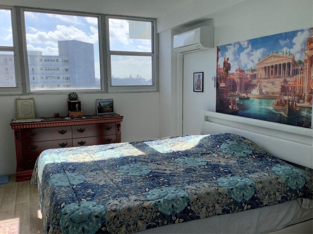 1900 S Ocean Dr #1503 Fort Lauderdale, FL 33316