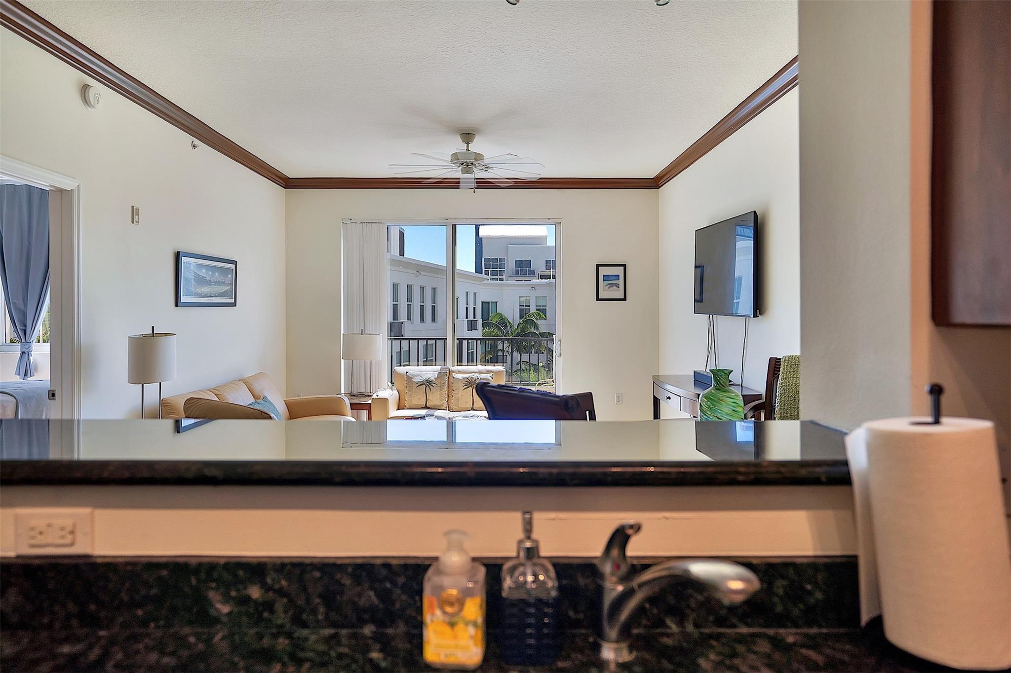 2421 NE 65th St #617 Fort Lauderdale, FL 33308