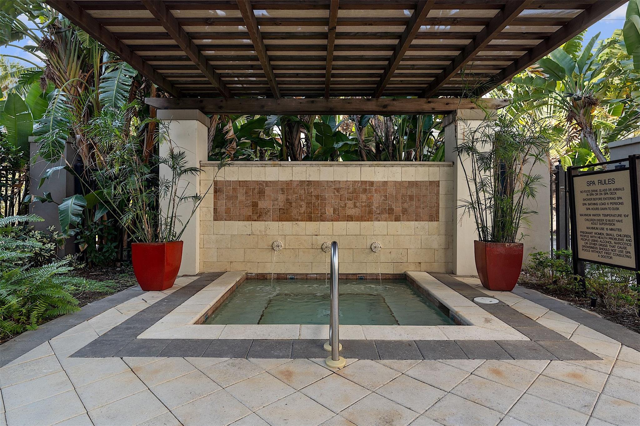 2421 NE 65th St #617 Fort Lauderdale, FL 33308