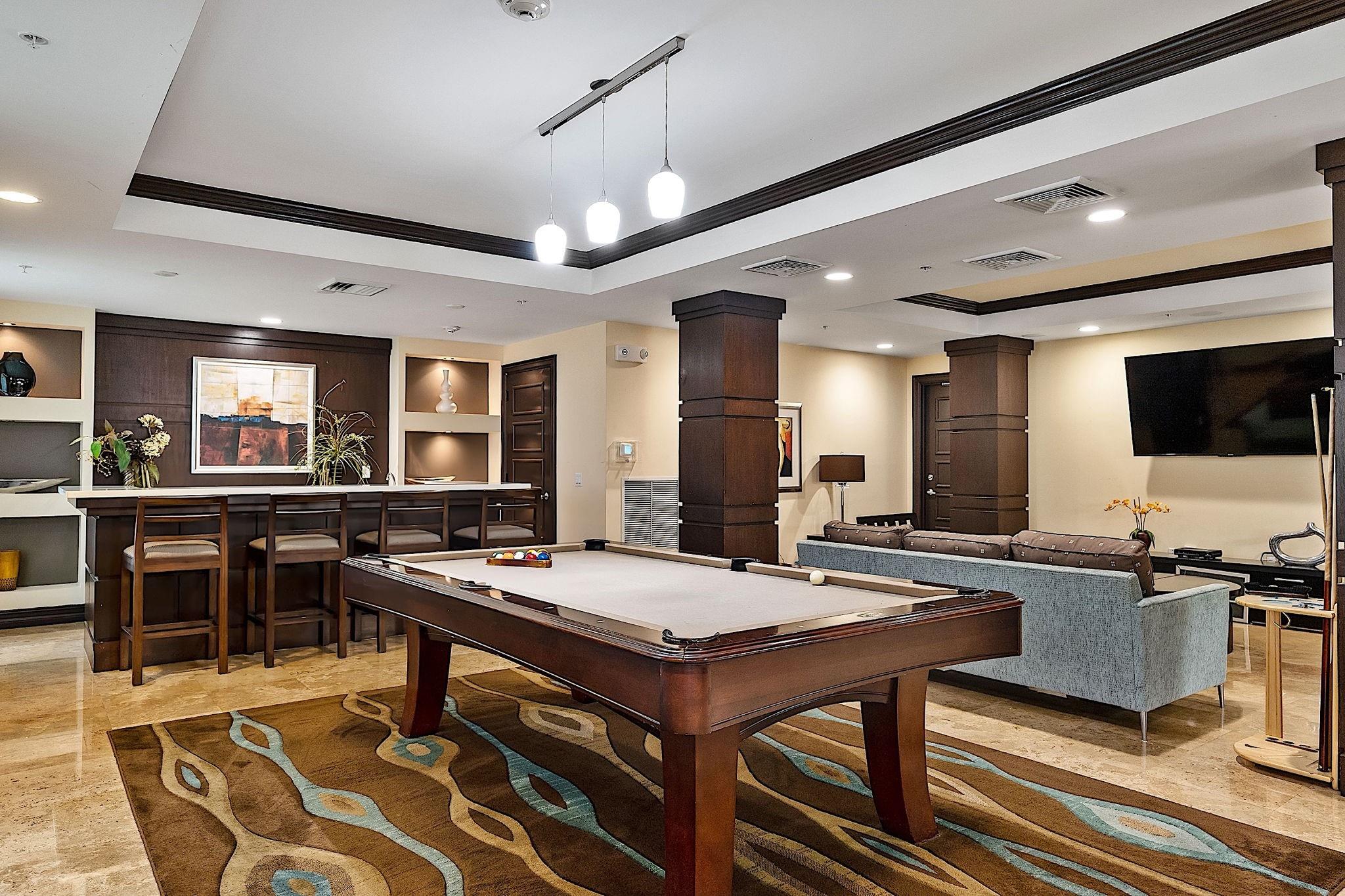 2421 NE 65th St #617 Fort Lauderdale, FL 33308