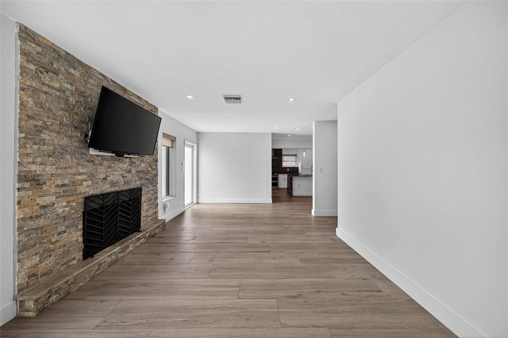 1763 NE 15th St Fort Lauderdale, FL 33304