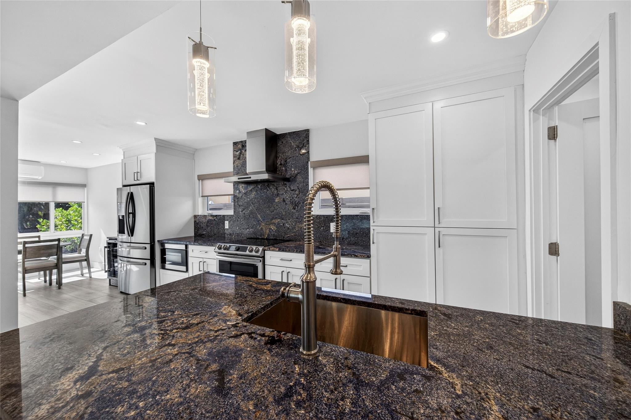 1763 NE 15th St Fort Lauderdale, FL 33304