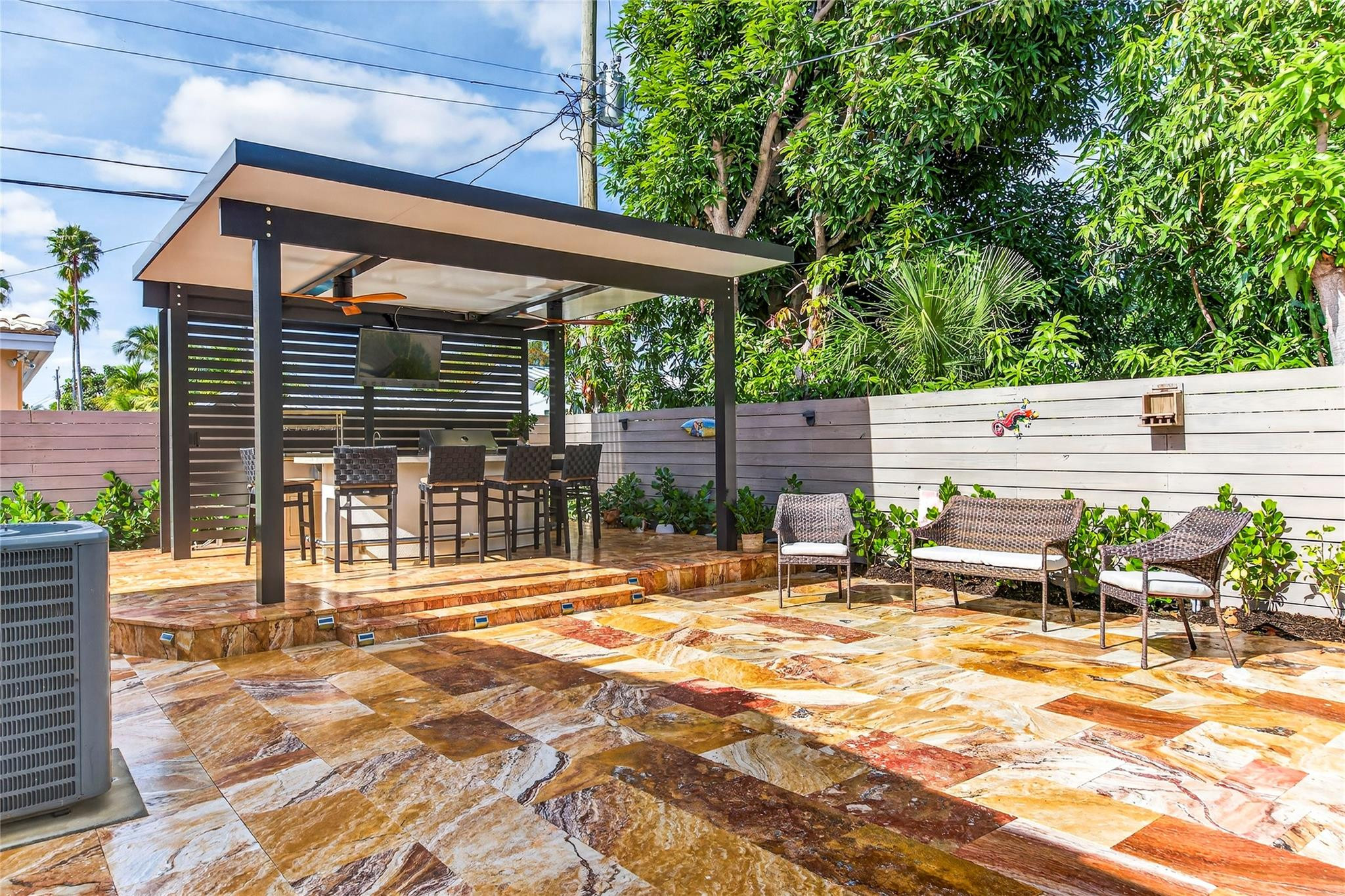 1763 NE 15th St Fort Lauderdale, FL 33304