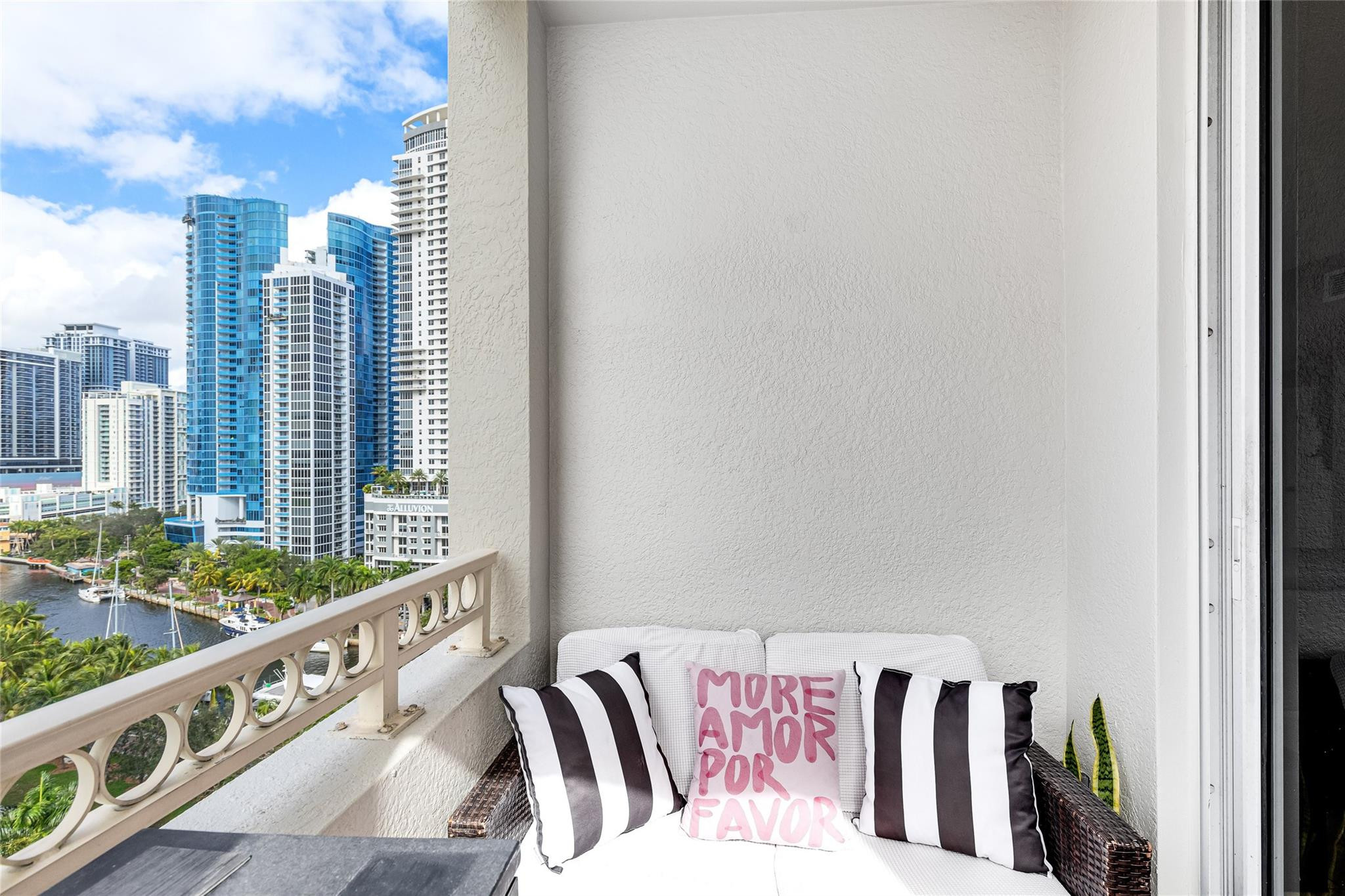 511 SE 5th #1414 Fort Lauderdale, FL 33301