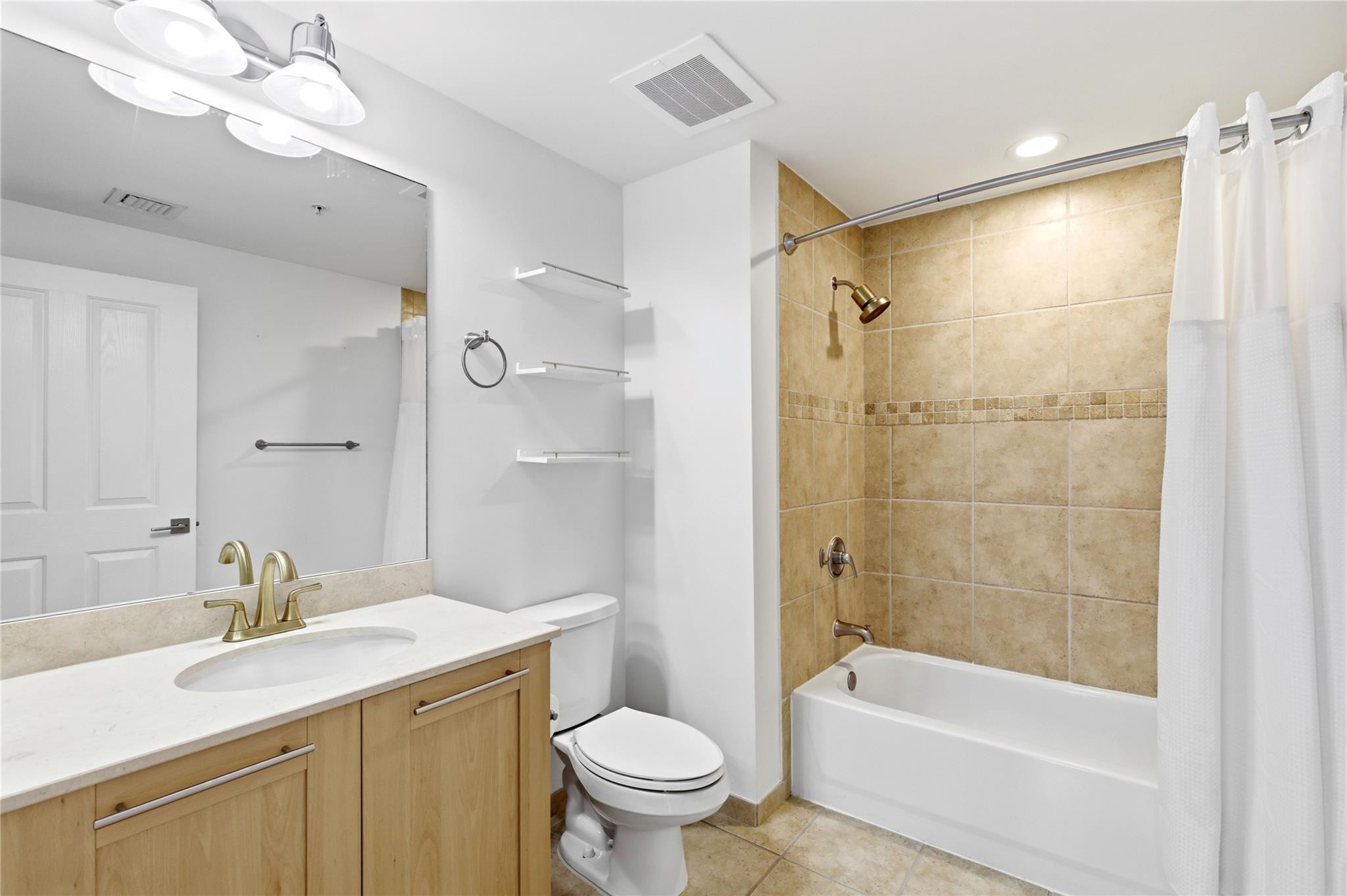 511 SE 5th #1414 Fort Lauderdale, FL 33301